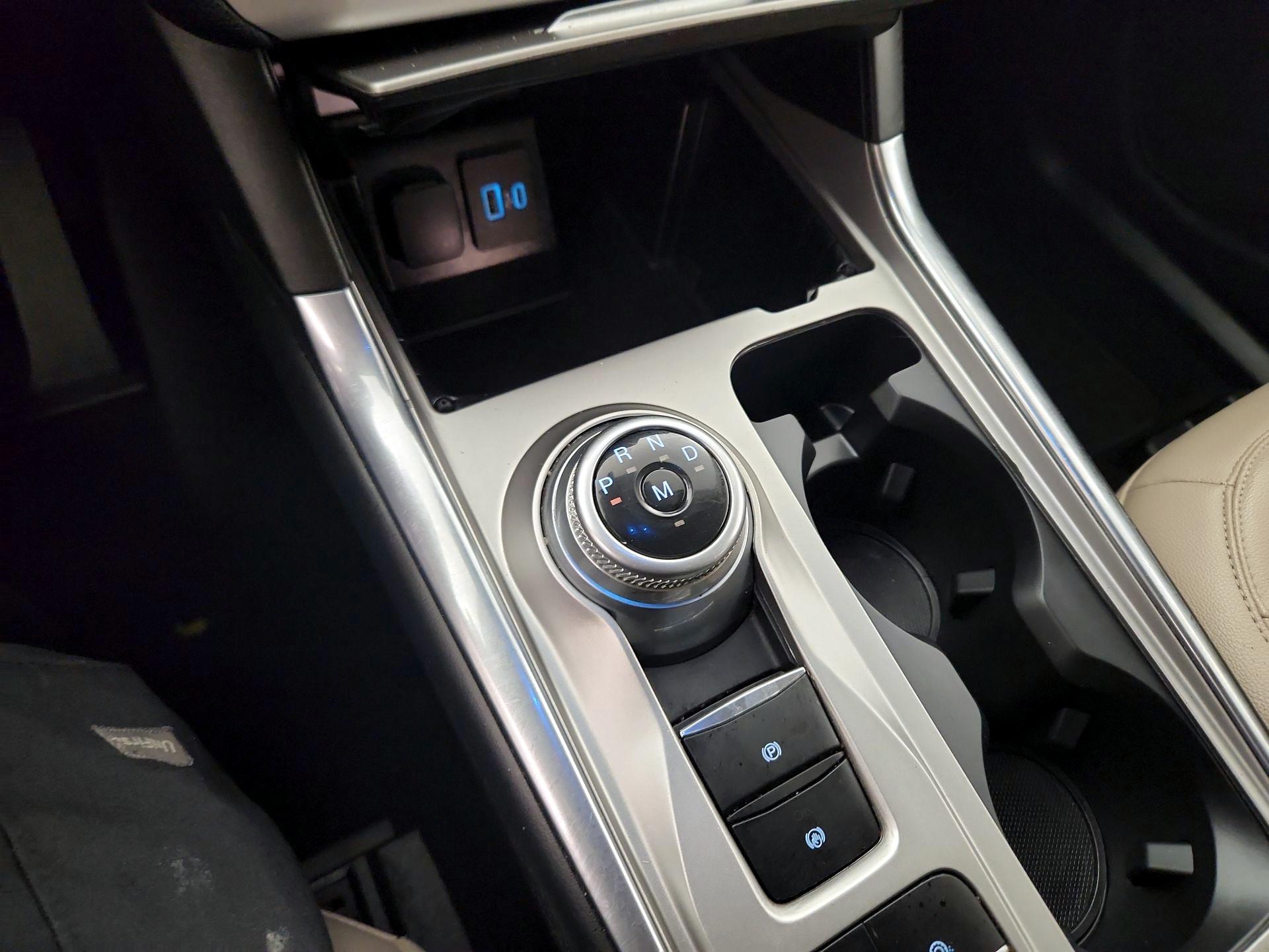 Thumbnail: 2020 Ford Explorer - 18