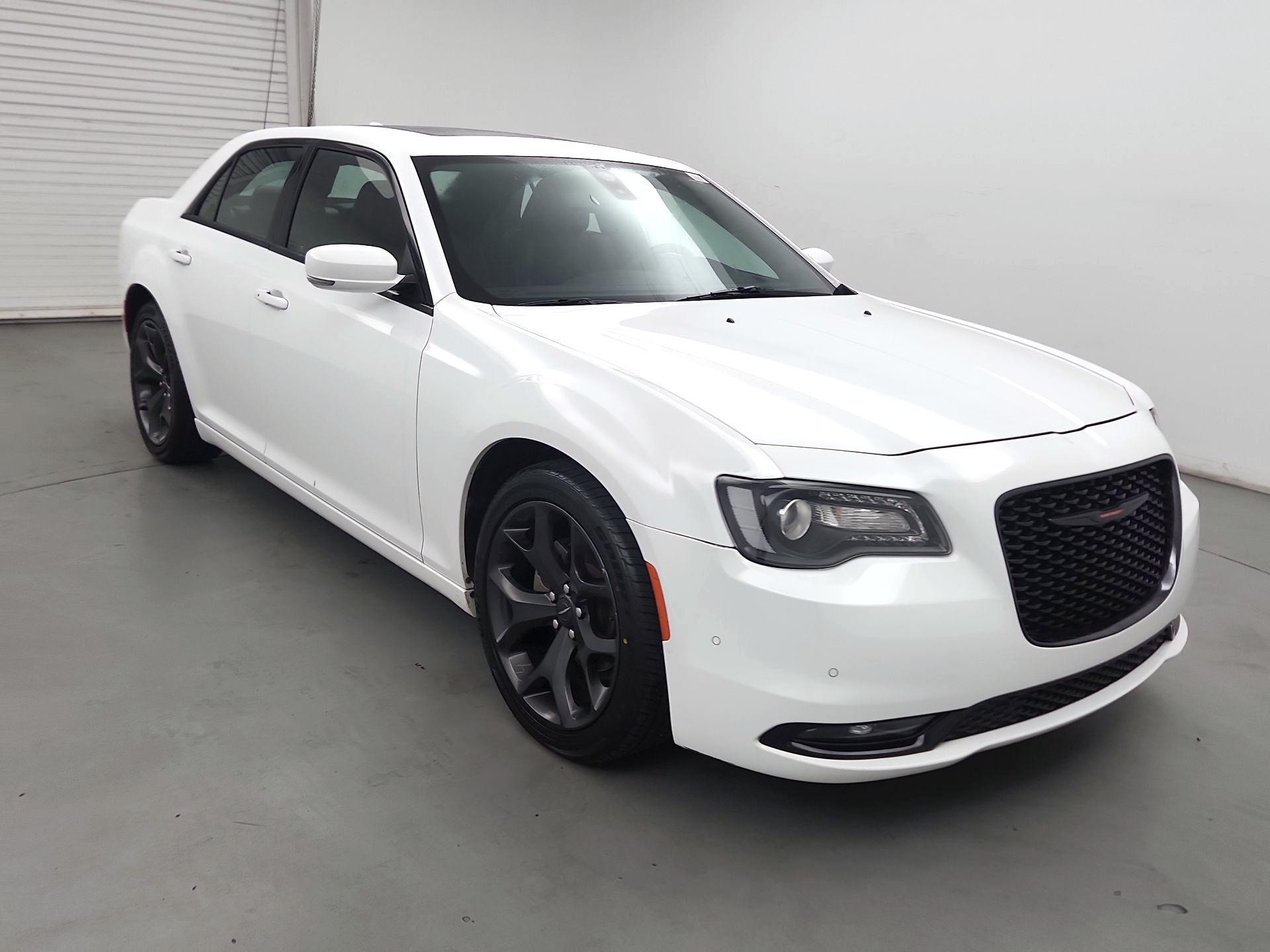 Thumbnail: 2023 Chrysler 300 - 1