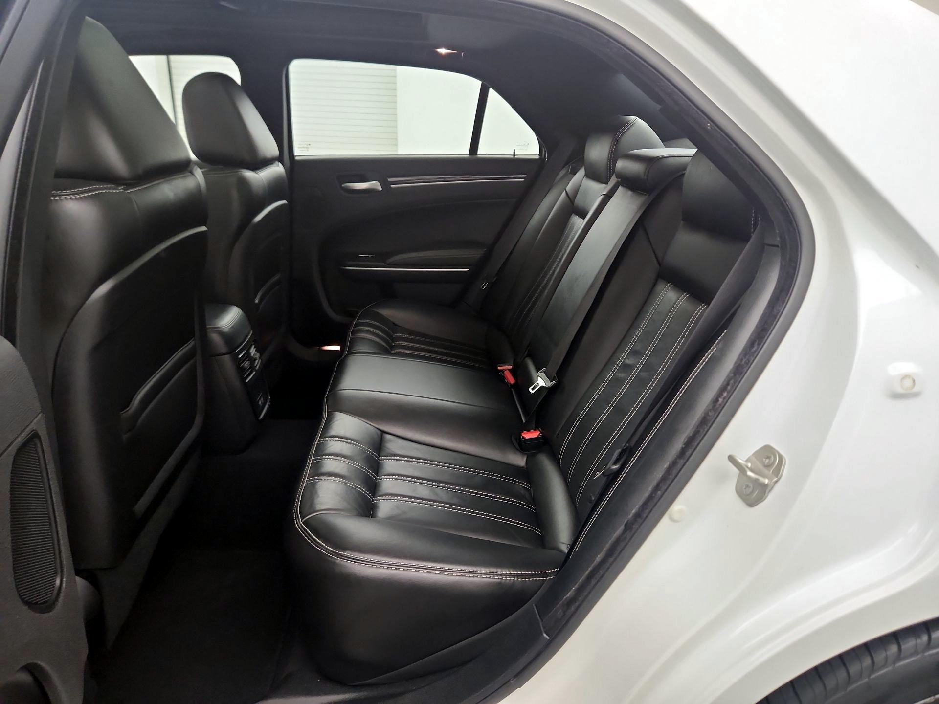 Thumbnail: 2023 Chrysler 300 - 19