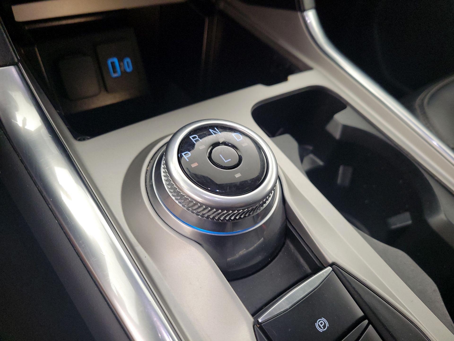 Thumbnail: 2023 Ford Explorer - 18