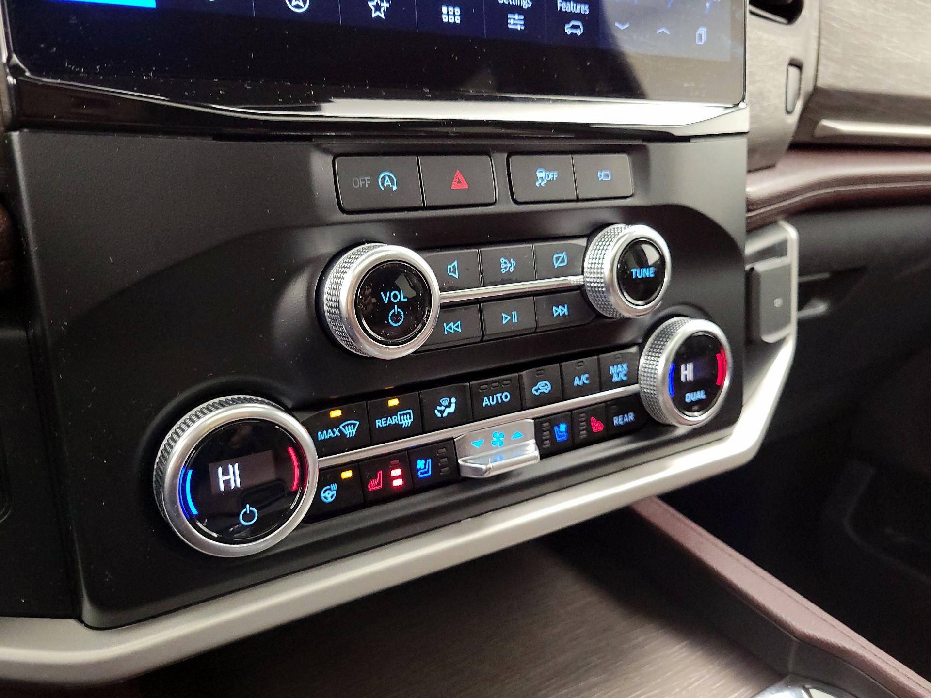 Thumbnail: 2024 Ford Expedition - 16