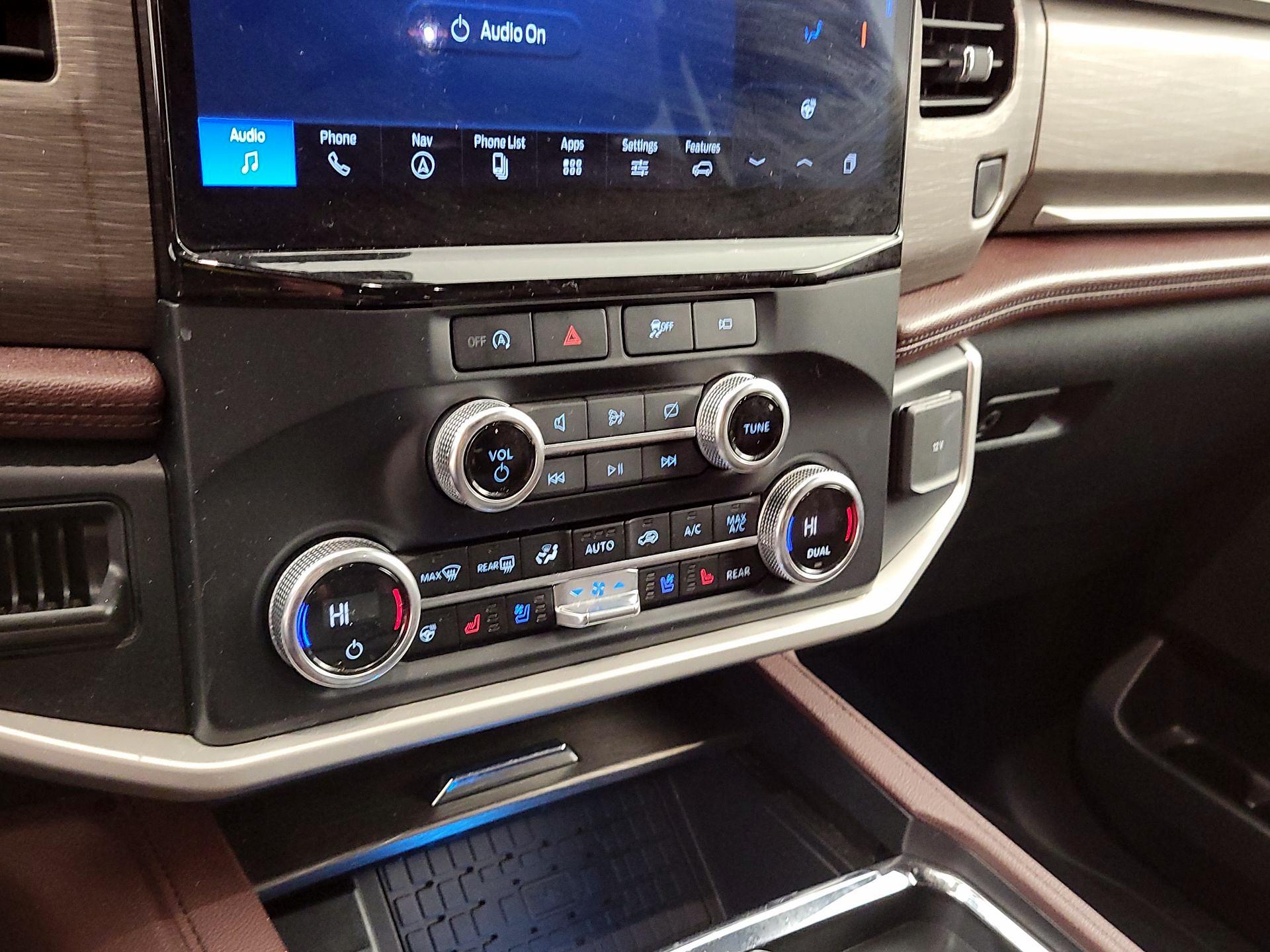 Thumbnail: 2024 Ford Expedition - 16