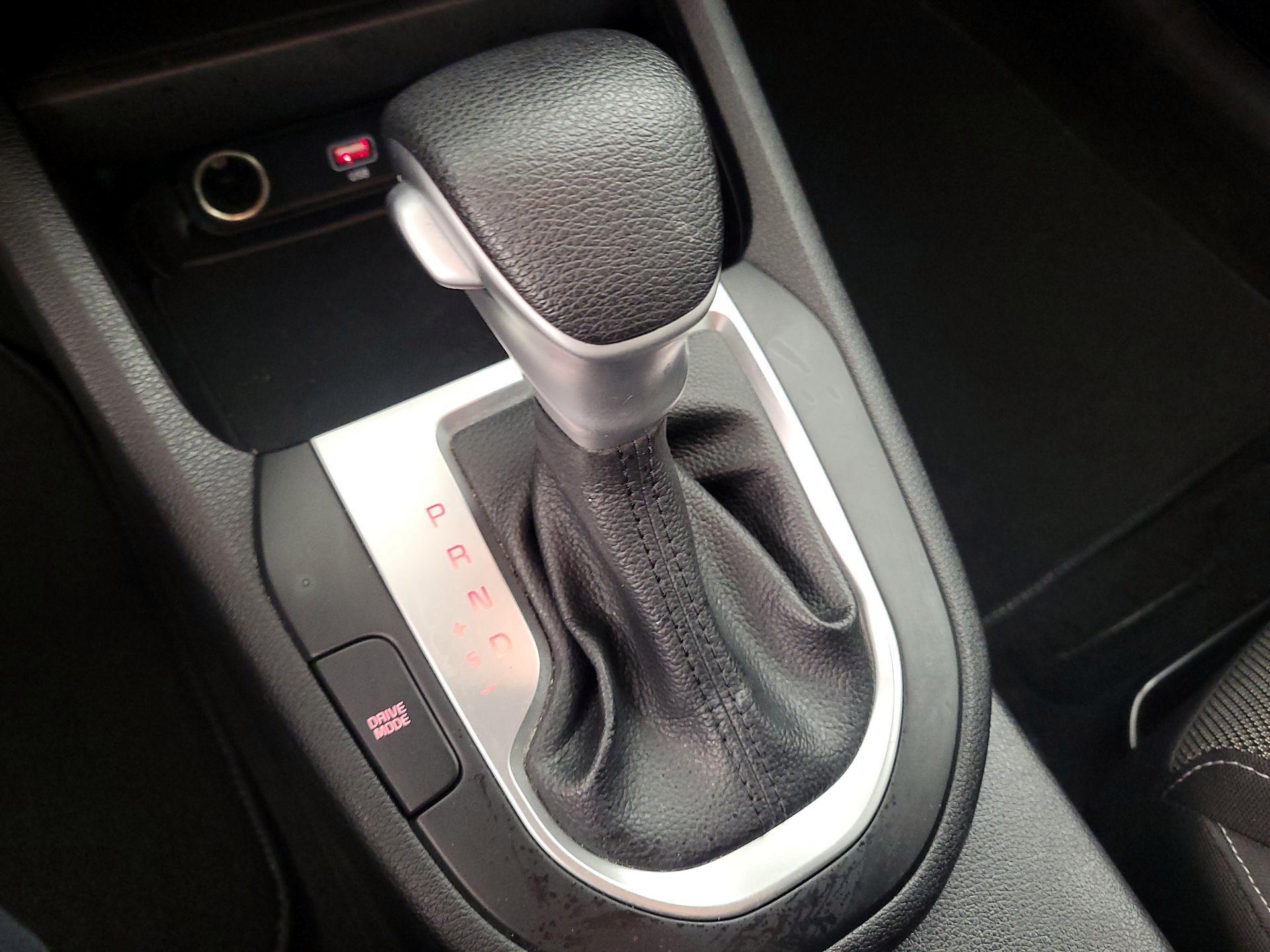 Thumbnail: 2024 Kia Forte - 16