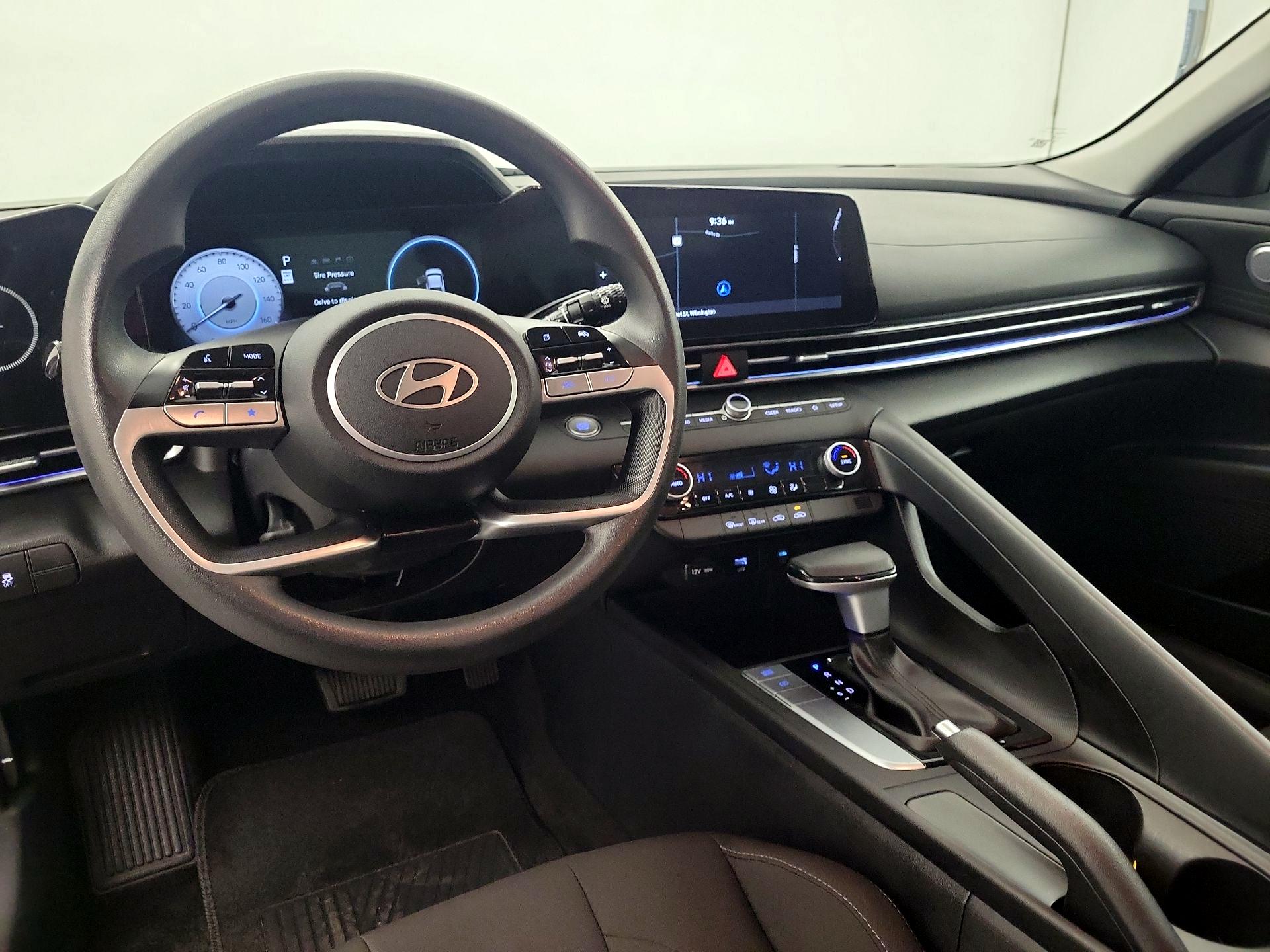 Thumbnail: 2024 Hyundai Elantra - 8