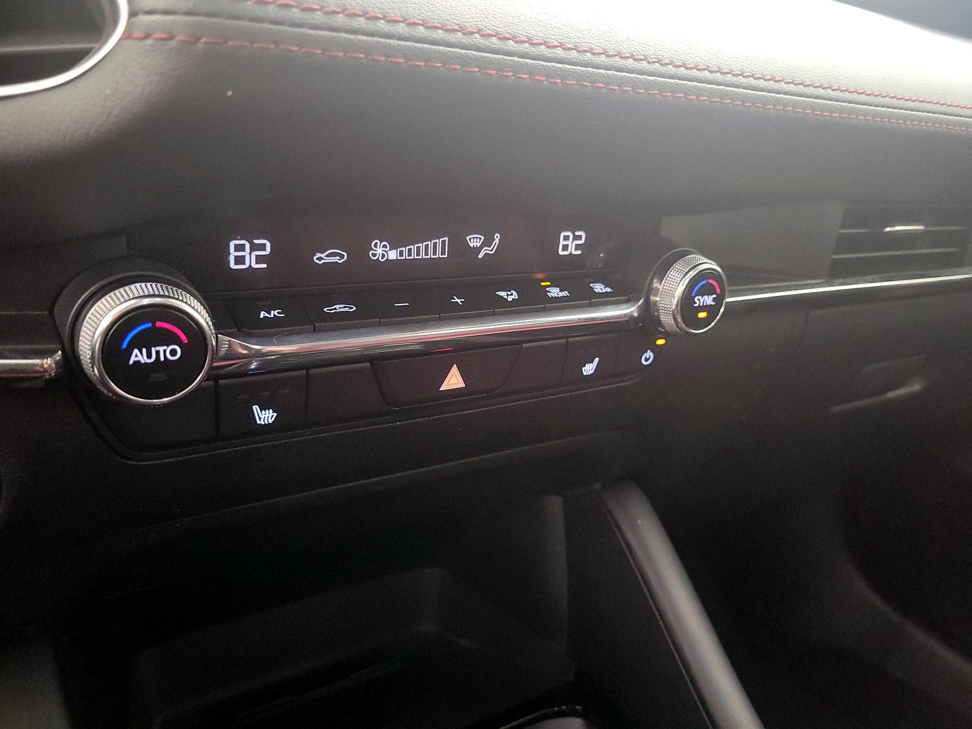 Thumbnail: 2024 Mazda Mazda3 - 17