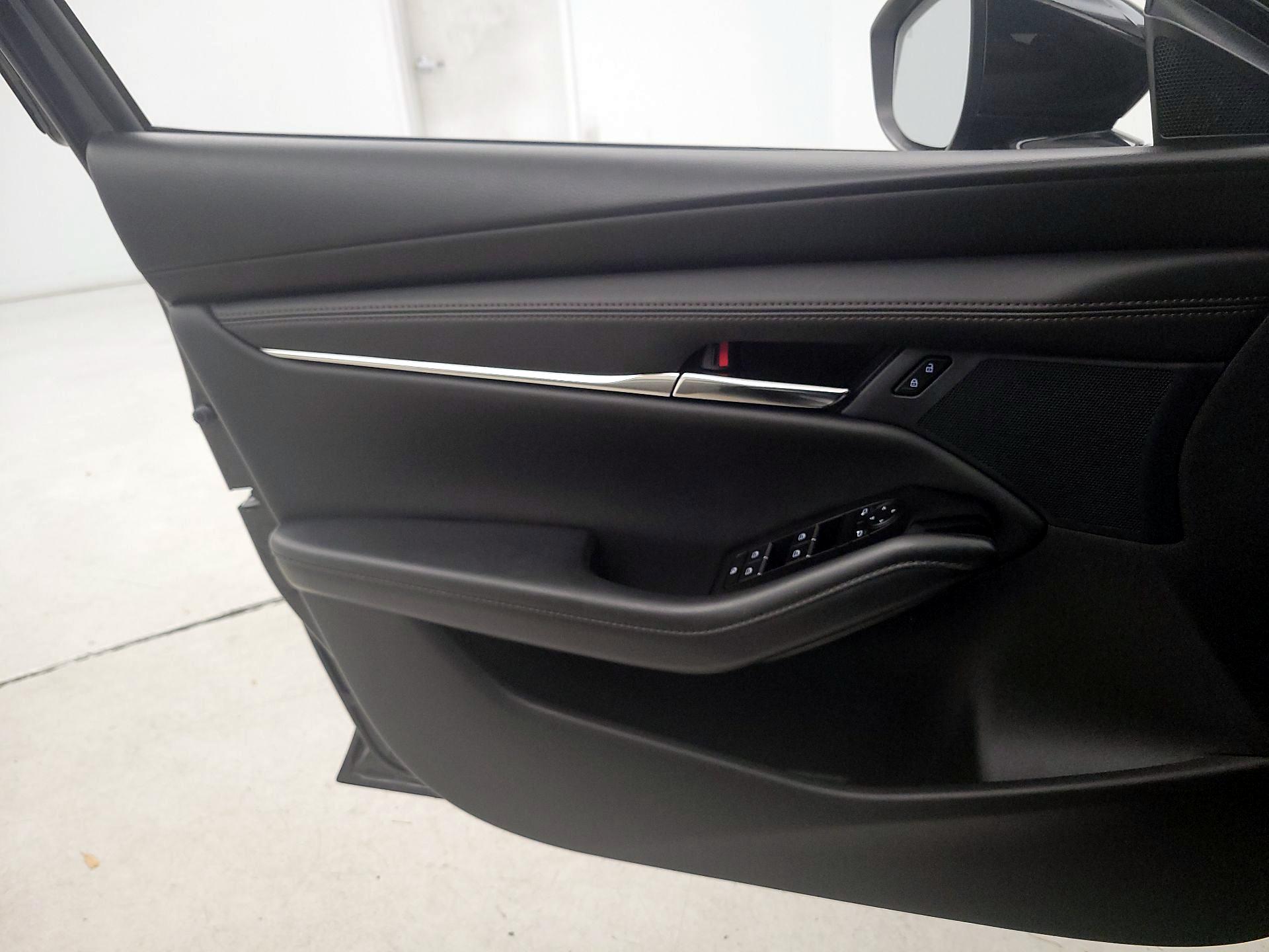 Thumbnail: 2025 Mazda Mazda3 - 12