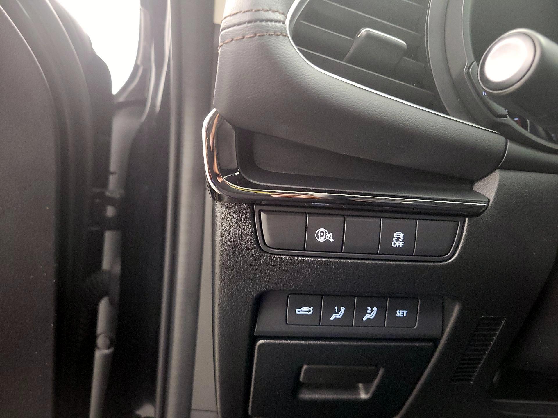 Thumbnail: 2025 Mazda Mazda3 - 13