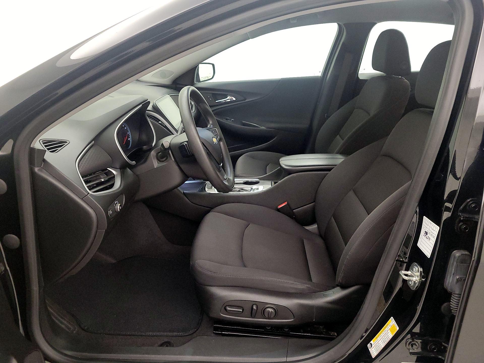 Thumbnail: 2023 Chevrolet Malibu - 11