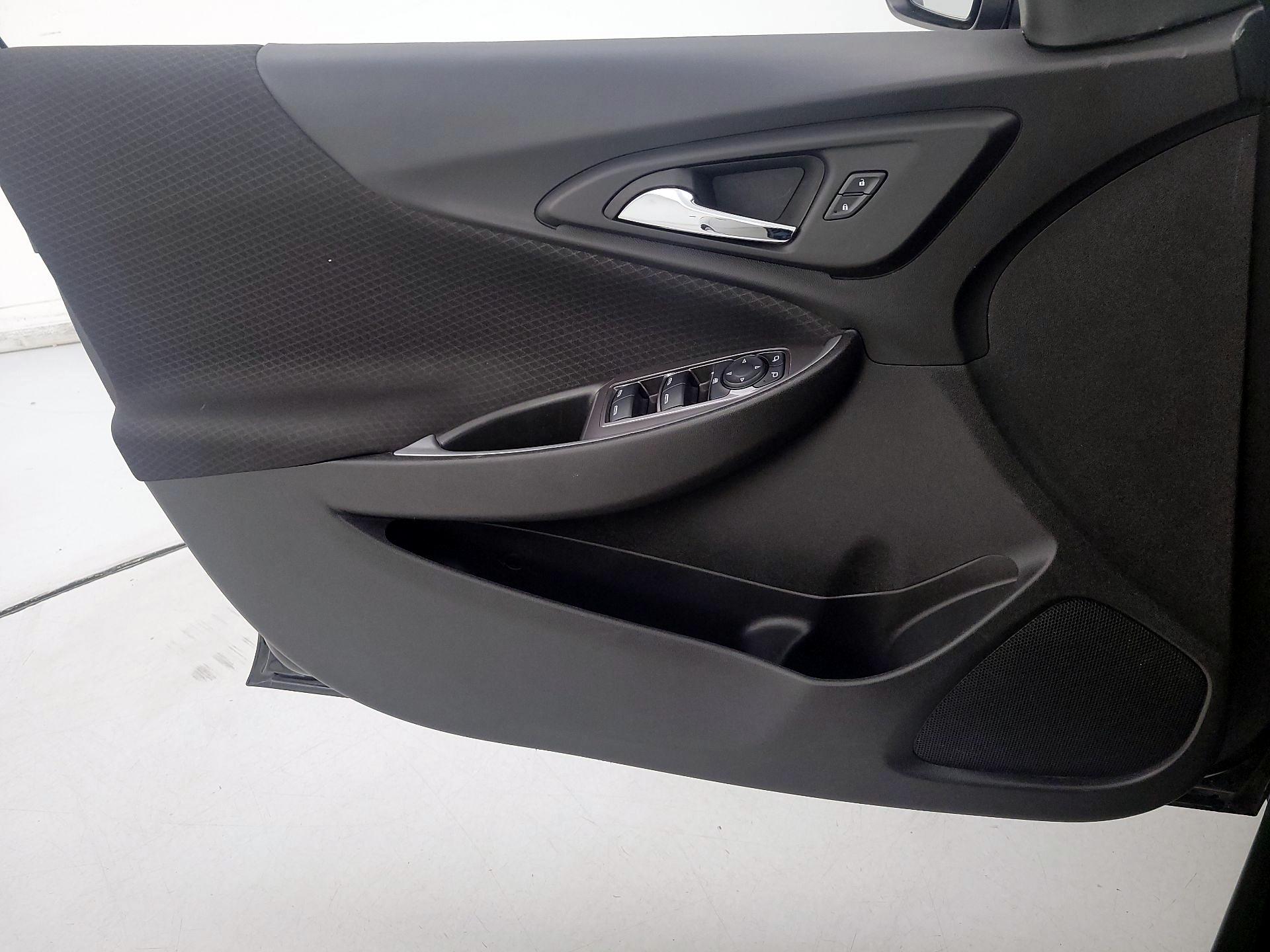 Thumbnail: 2023 Chevrolet Malibu - 12