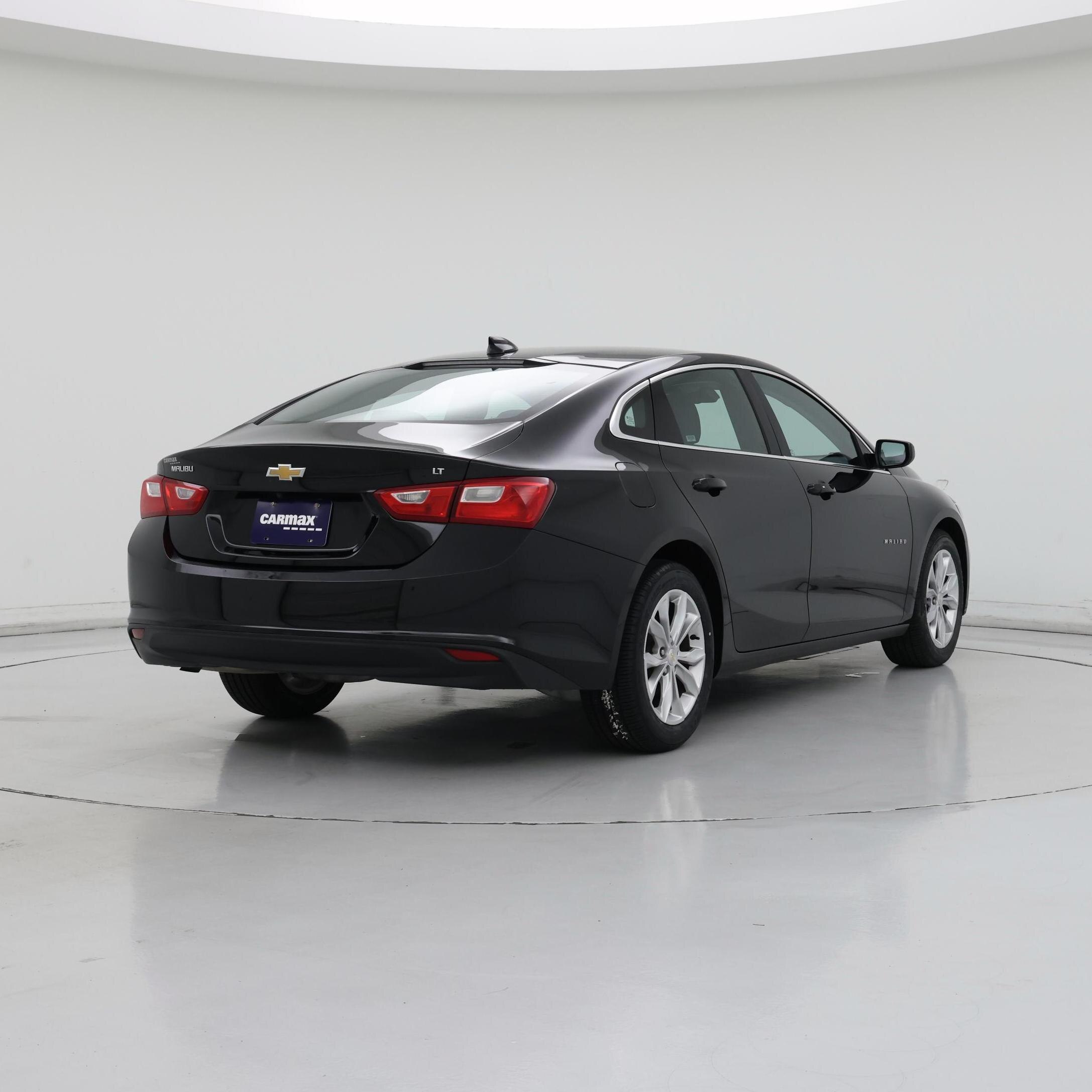 Thumbnail: 2023 Chevrolet Malibu - 8