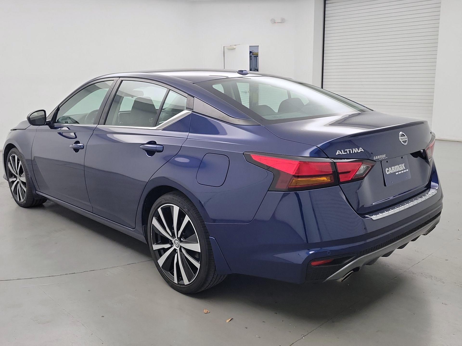 Thumbnail: 2022 Nissan Altima - 7