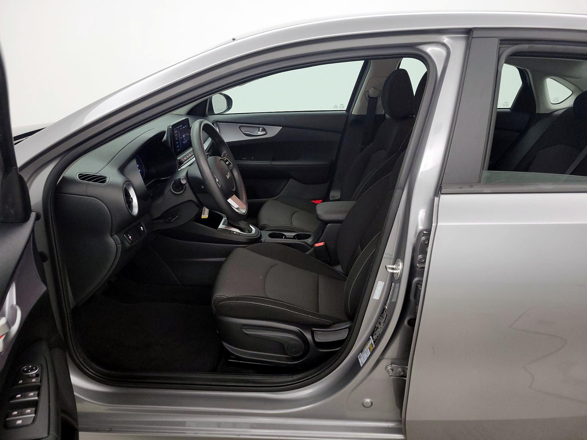 Thumbnail: 2024 Kia Forte - 11