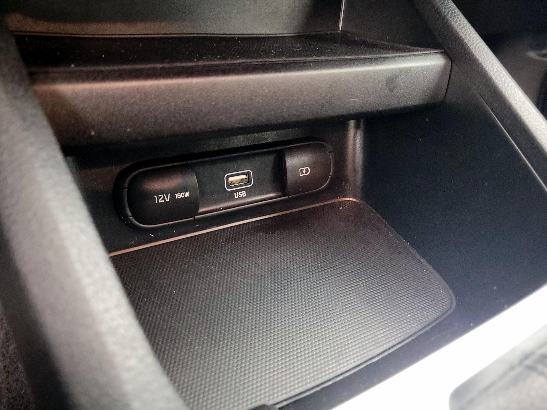 Thumbnail: 2024 Kia Forte - 17