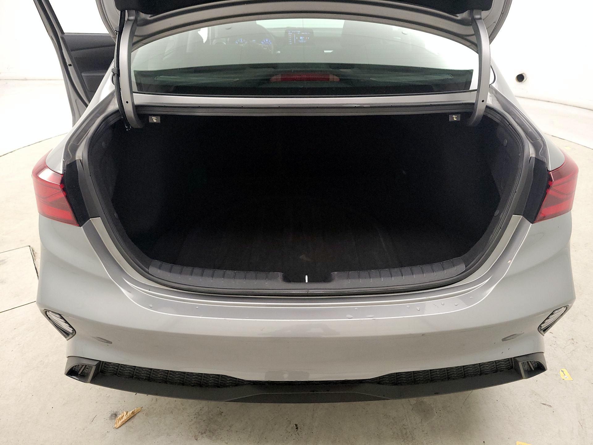 Thumbnail: 2024 Kia Forte - 19