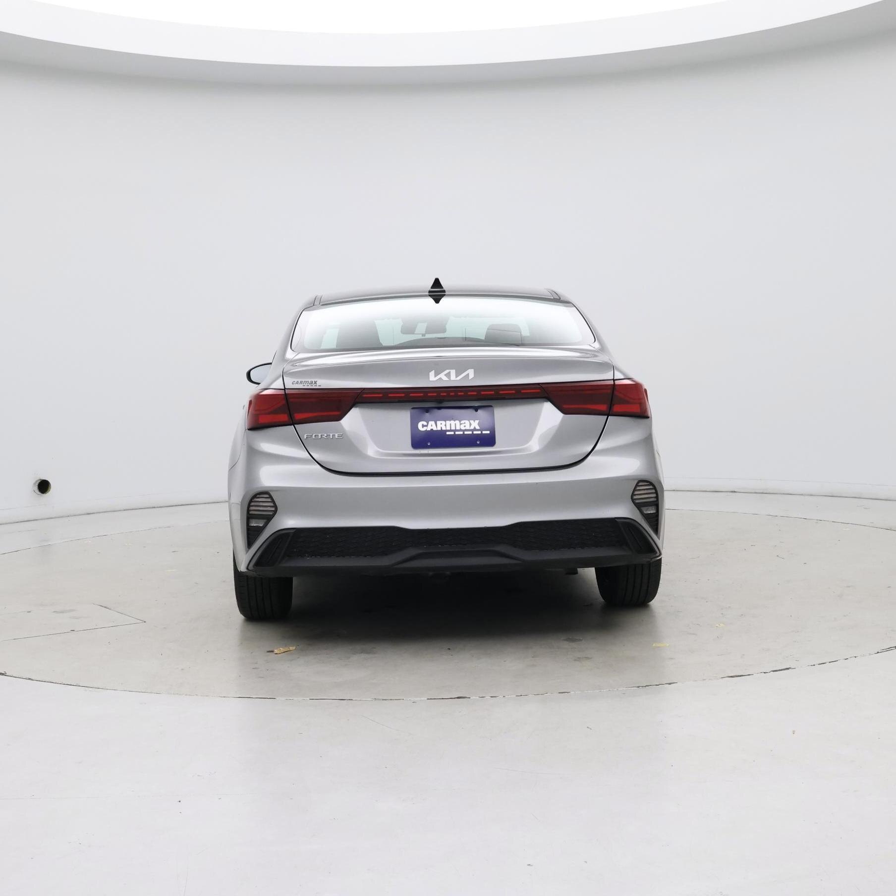 Thumbnail: 2024 Kia Forte - 6