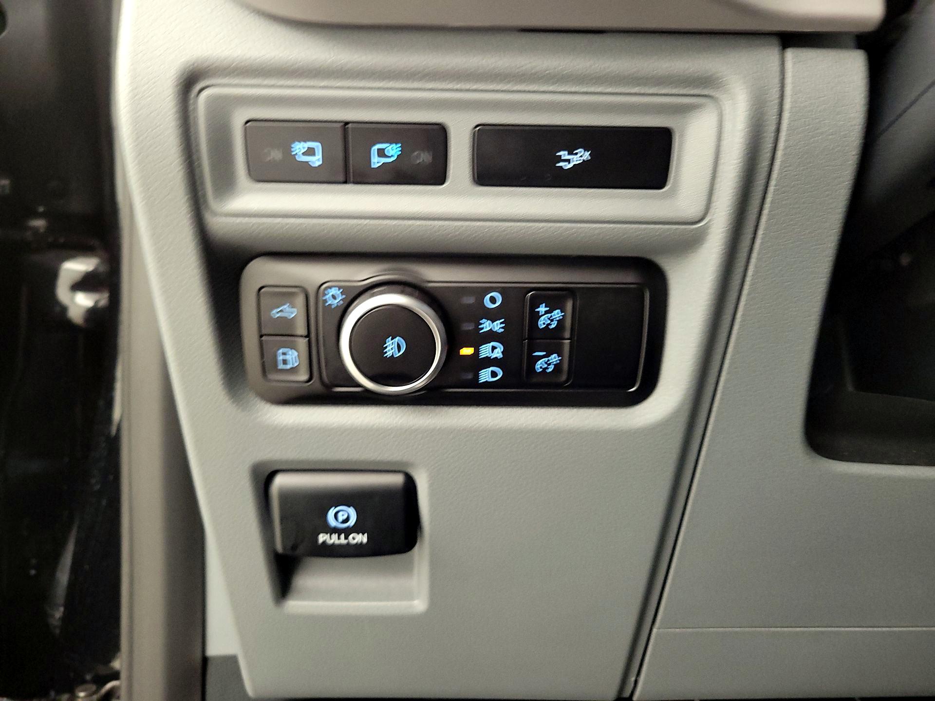 Thumbnail: 2023 Ford F-150 - 13