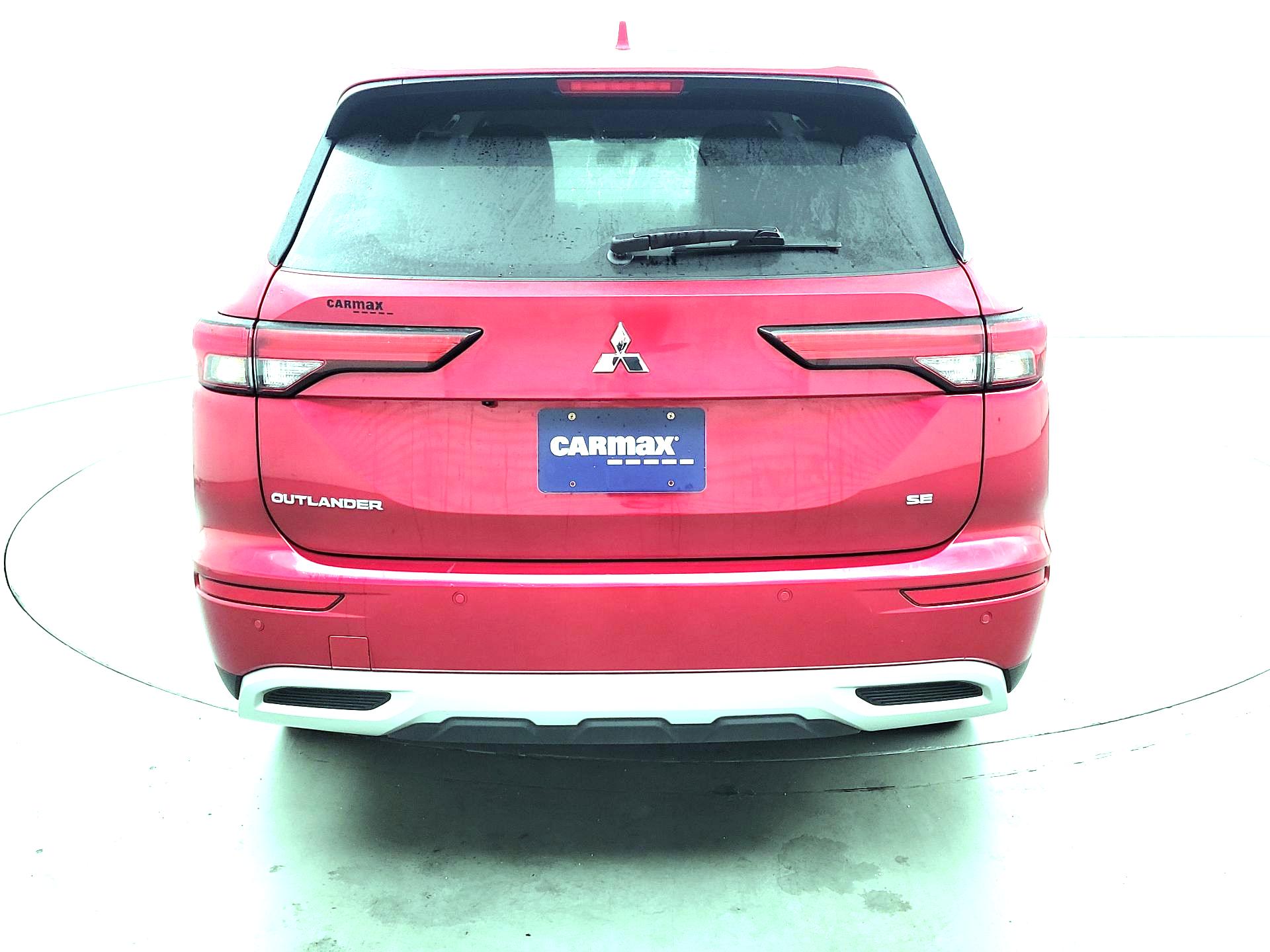 Thumbnail: 2024 Mitsubishi Outlander - 6