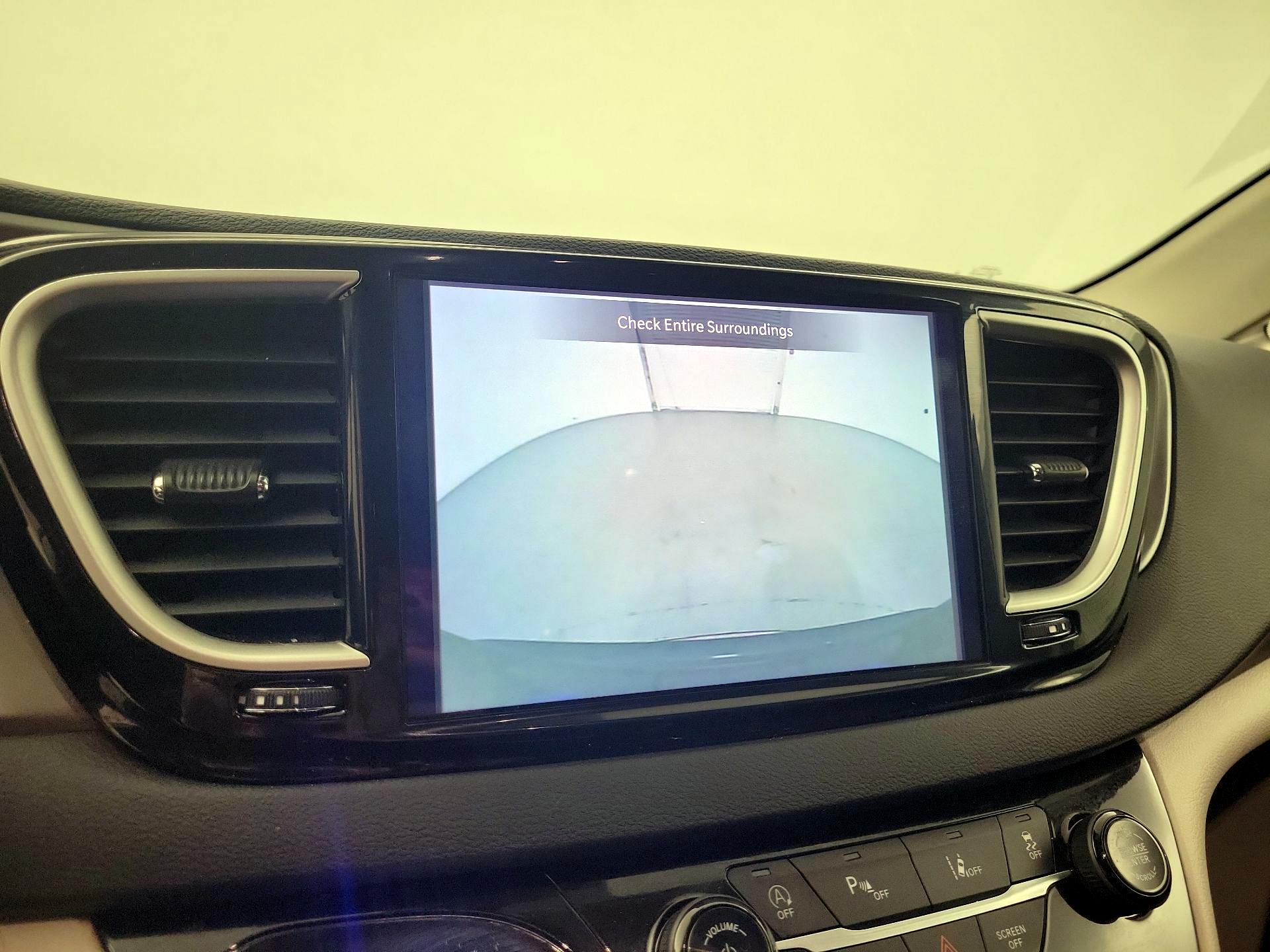 Thumbnail: 2024 Chrysler Pacifica - 14