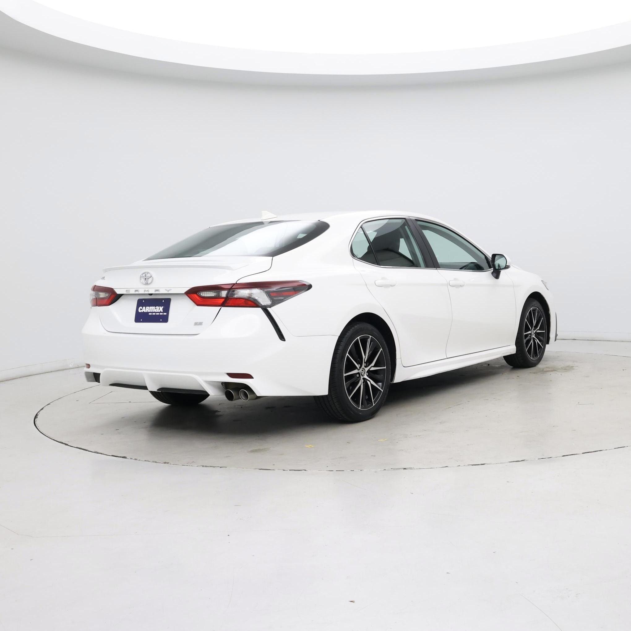 Thumbnail: 2024 Toyota Camry - 8