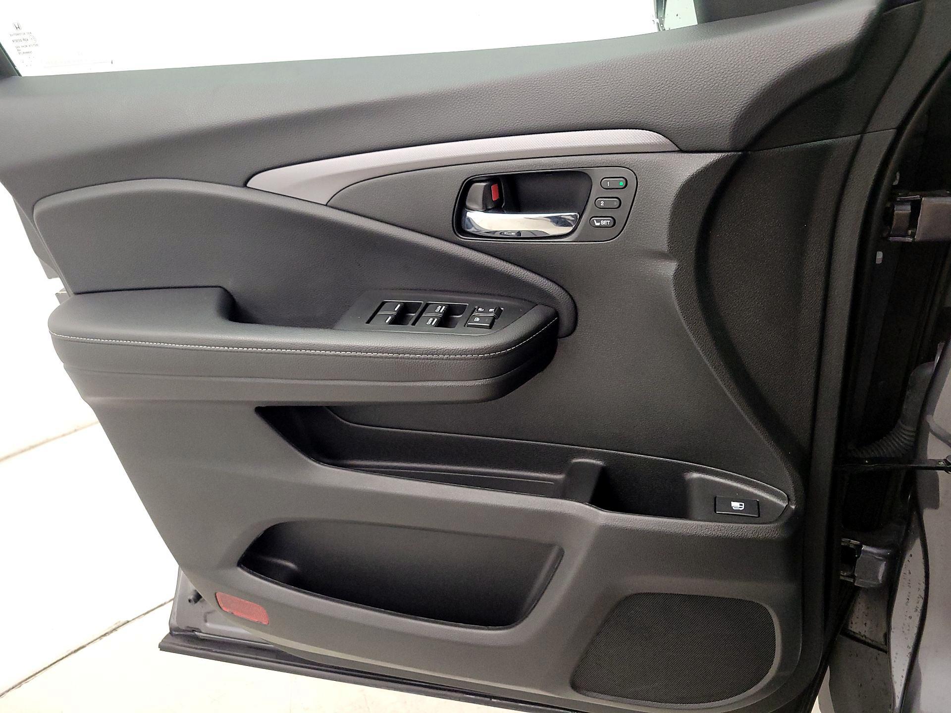 Thumbnail: 2023 Honda Ridgeline - 12