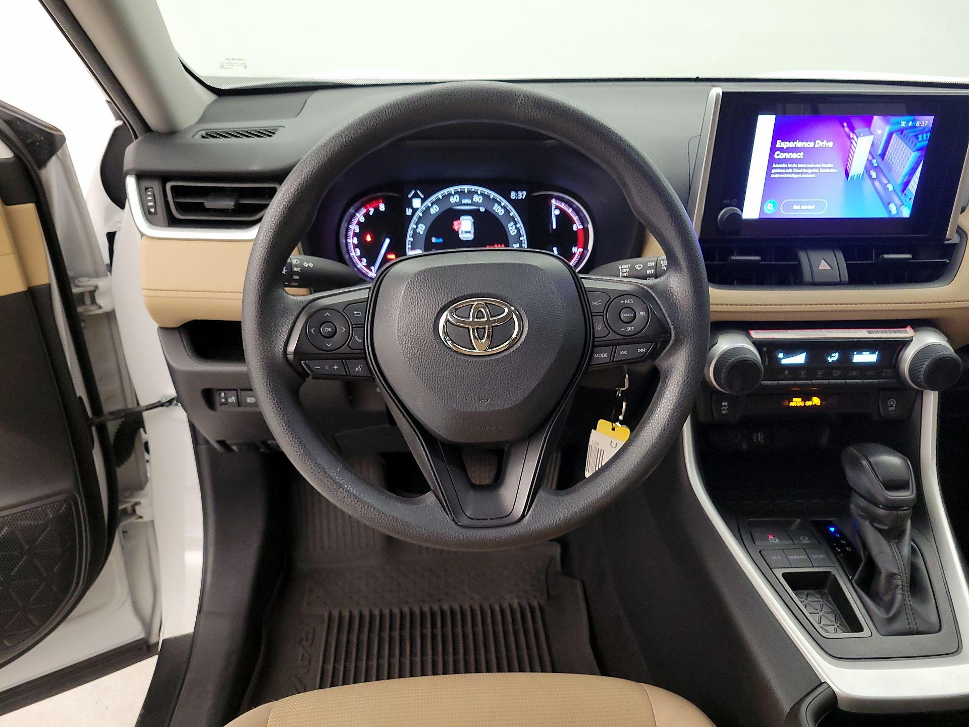 Thumbnail: 2024 Toyota RAV4 - 10