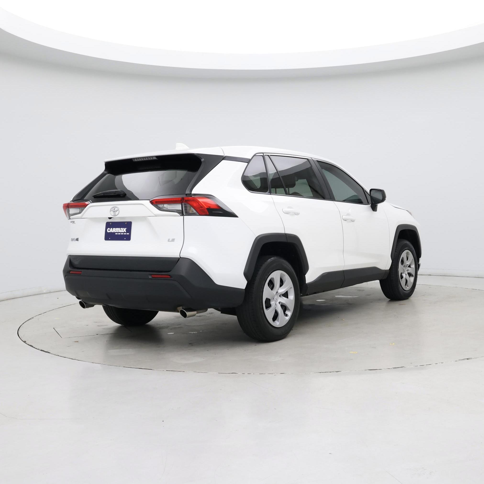 Thumbnail: 2024 Toyota RAV4 - 8