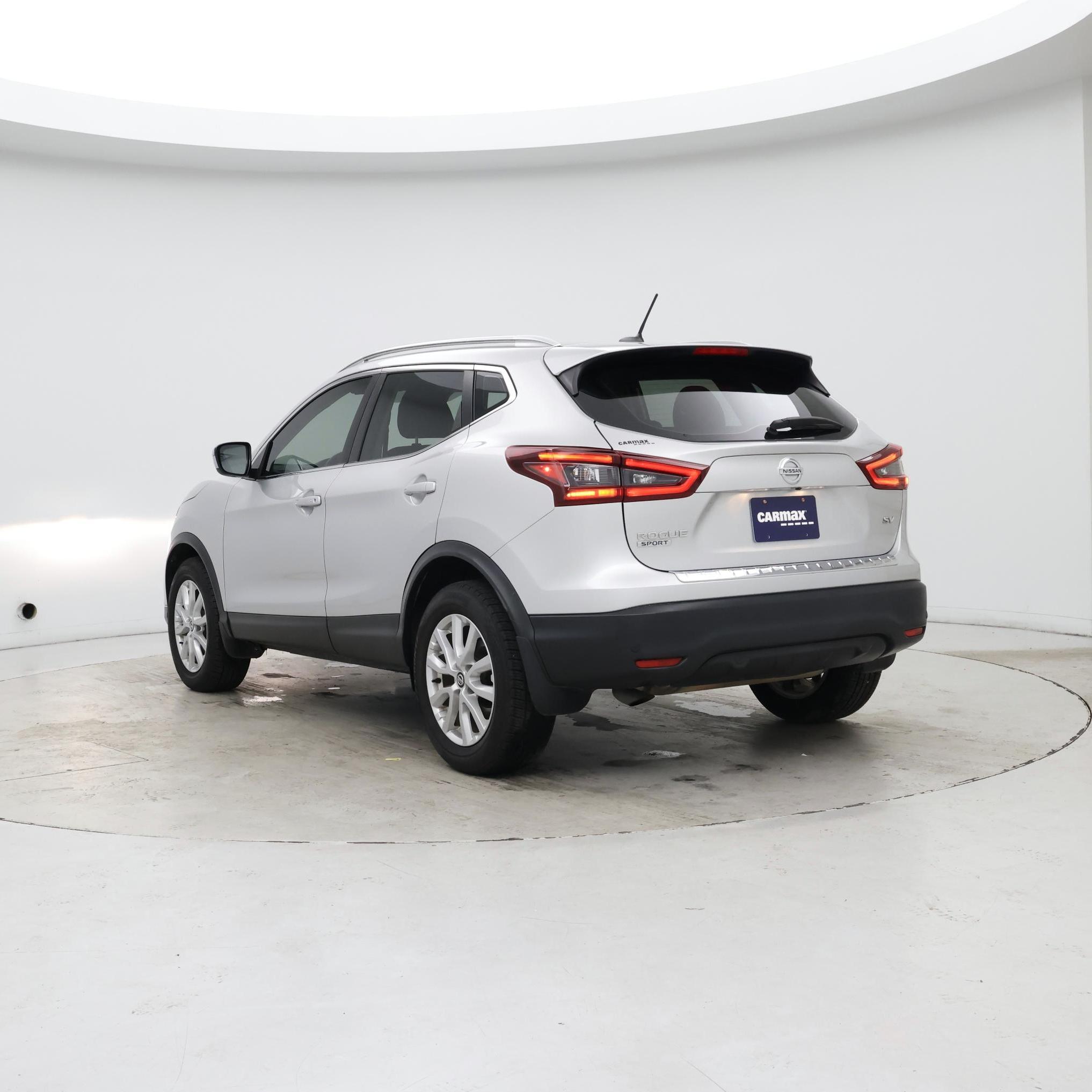 Thumbnail: 2022 Nissan Rogue Sport - 2