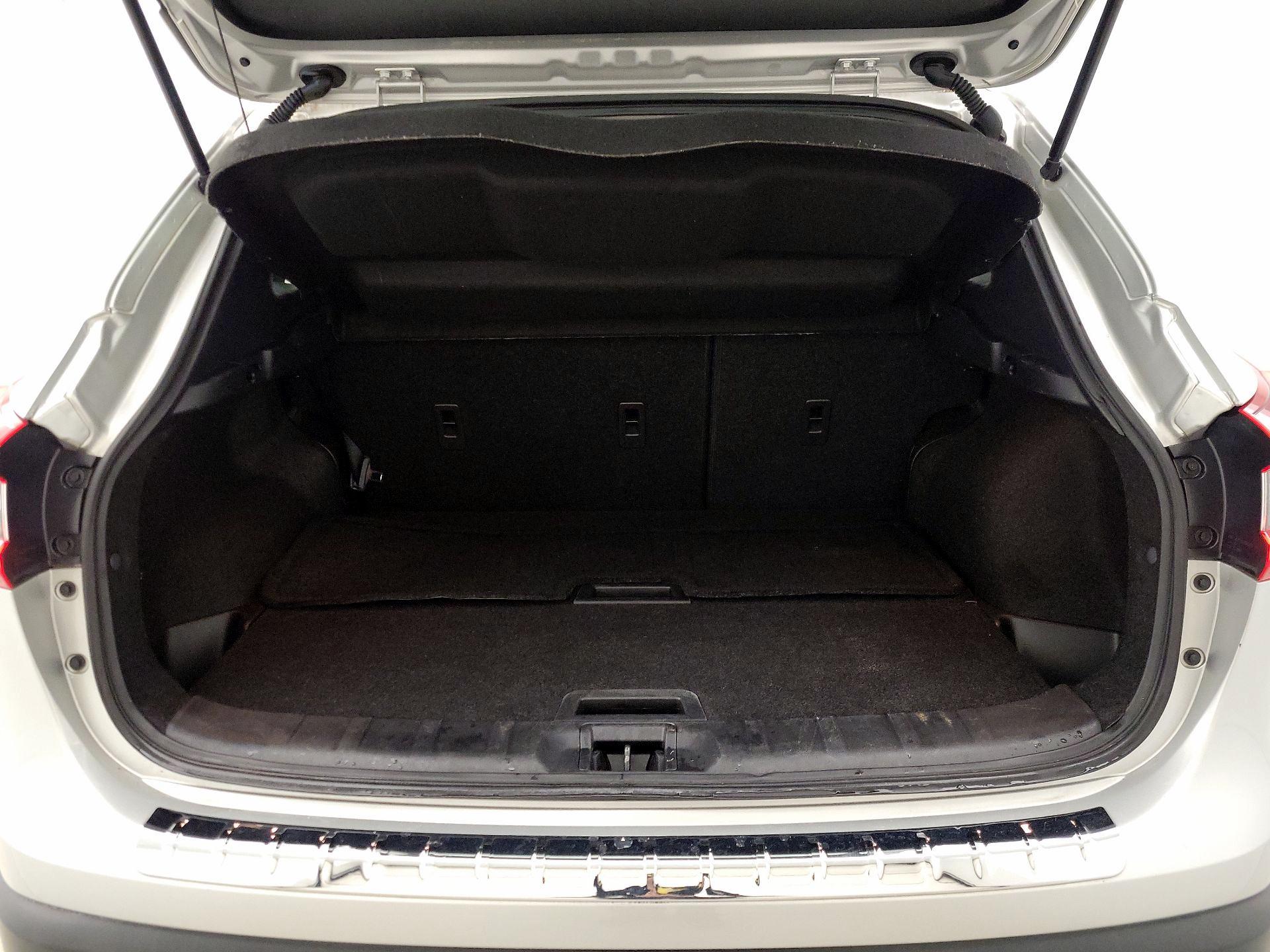 Thumbnail: 2022 Nissan Rogue Sport - 20