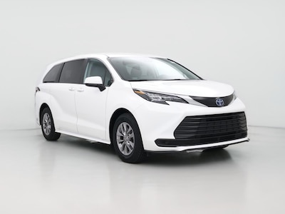2024 Toyota Sienna Hybrid LE