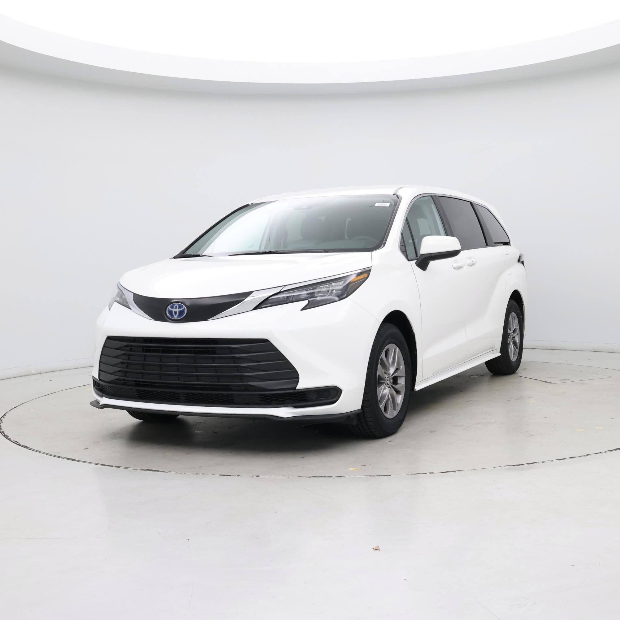 Thumbnail: 2024 Toyota Sienna - 4