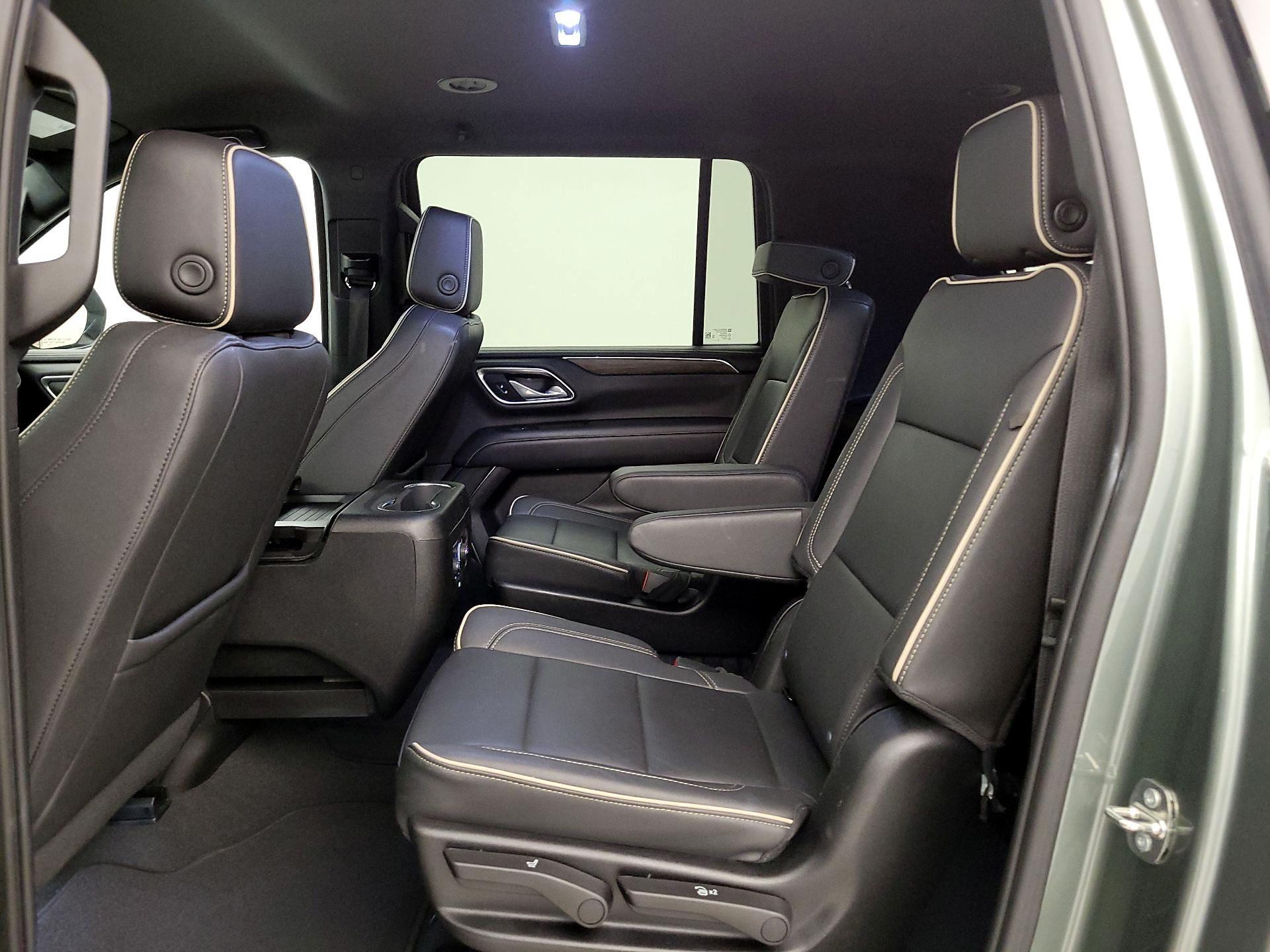 Thumbnail: 2023 Chevrolet Suburban - 19