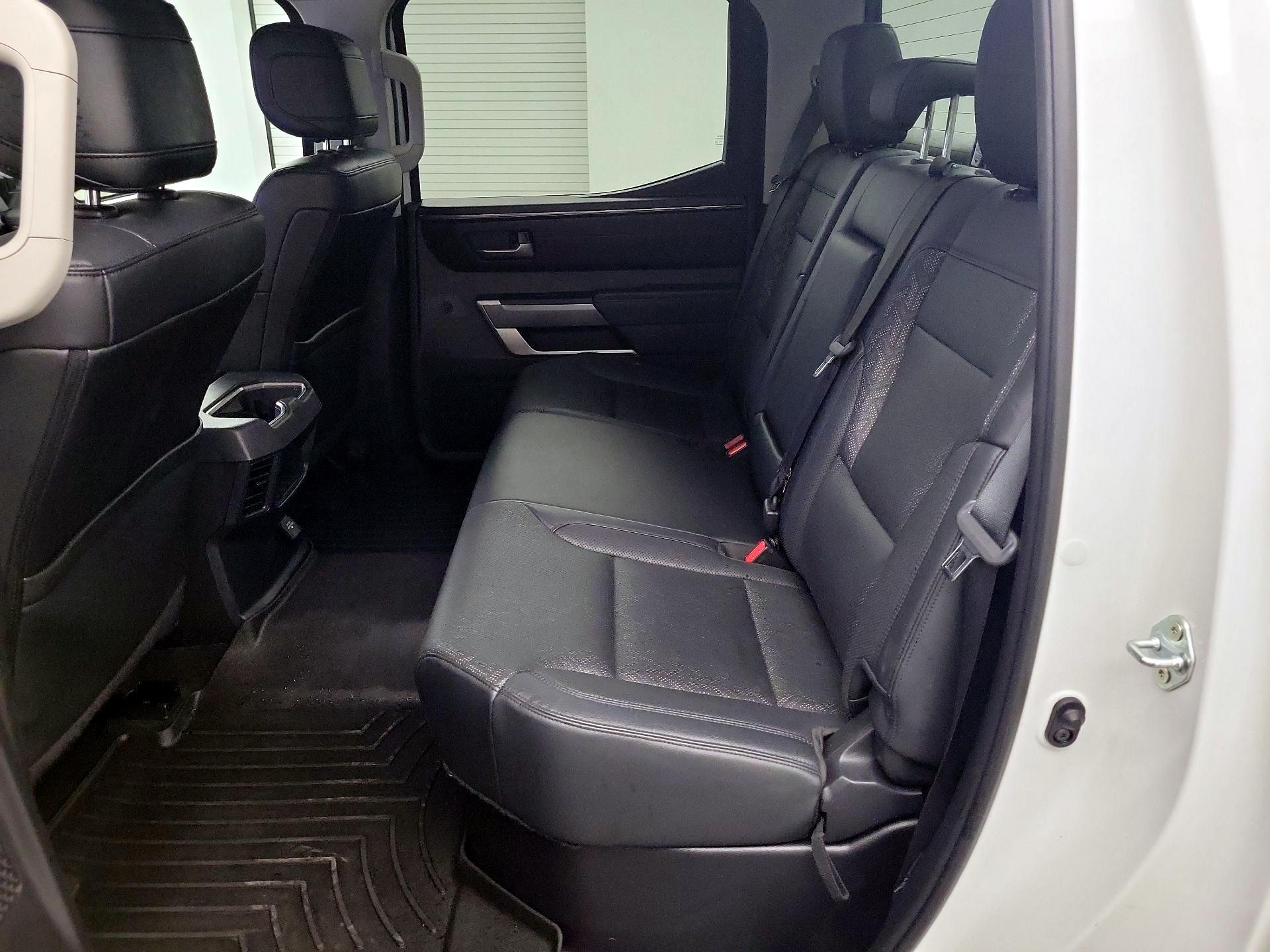 Thumbnail: 2022 Toyota Tundra - 17