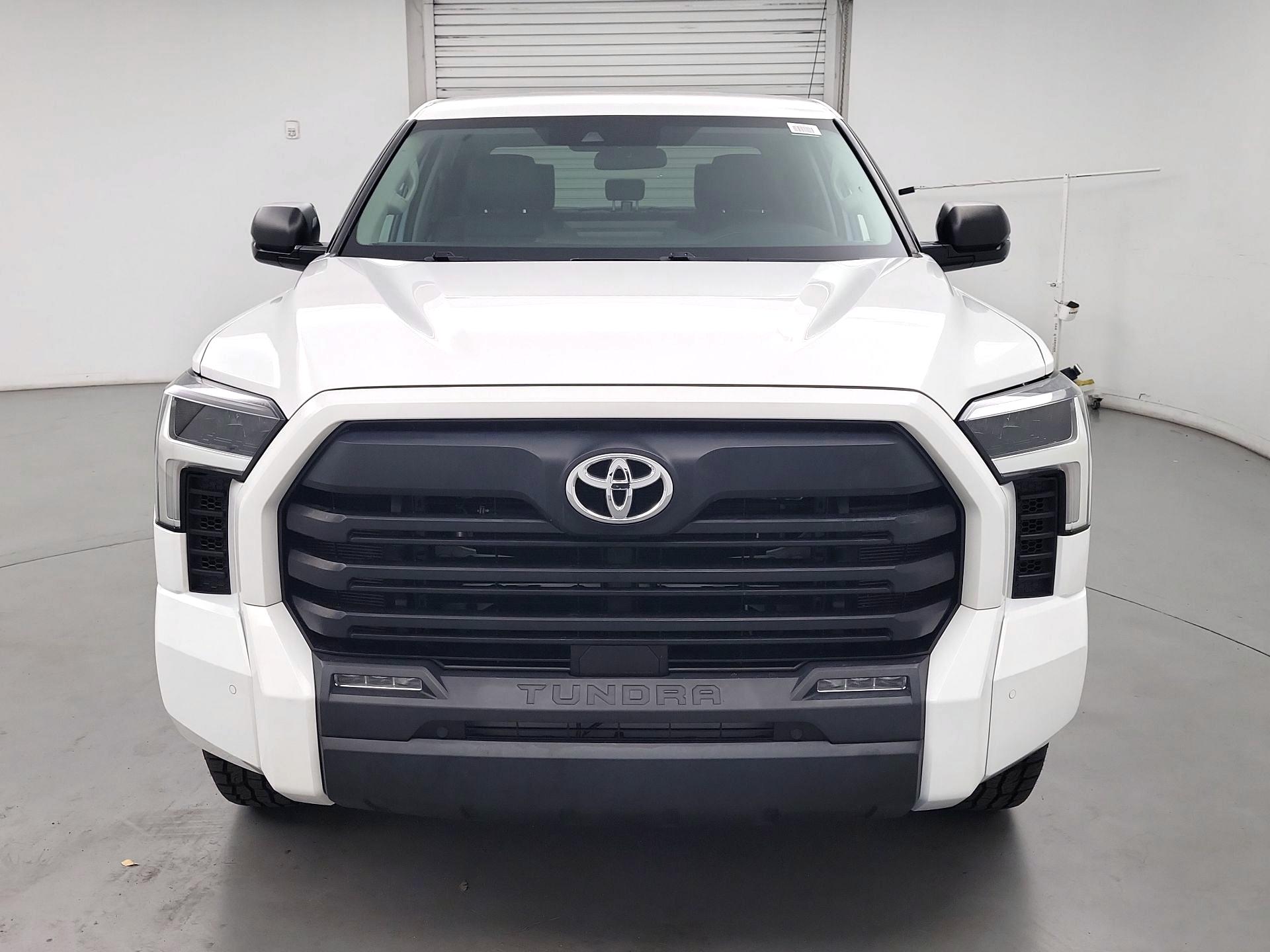 Thumbnail: 2022 Toyota Tundra - 2