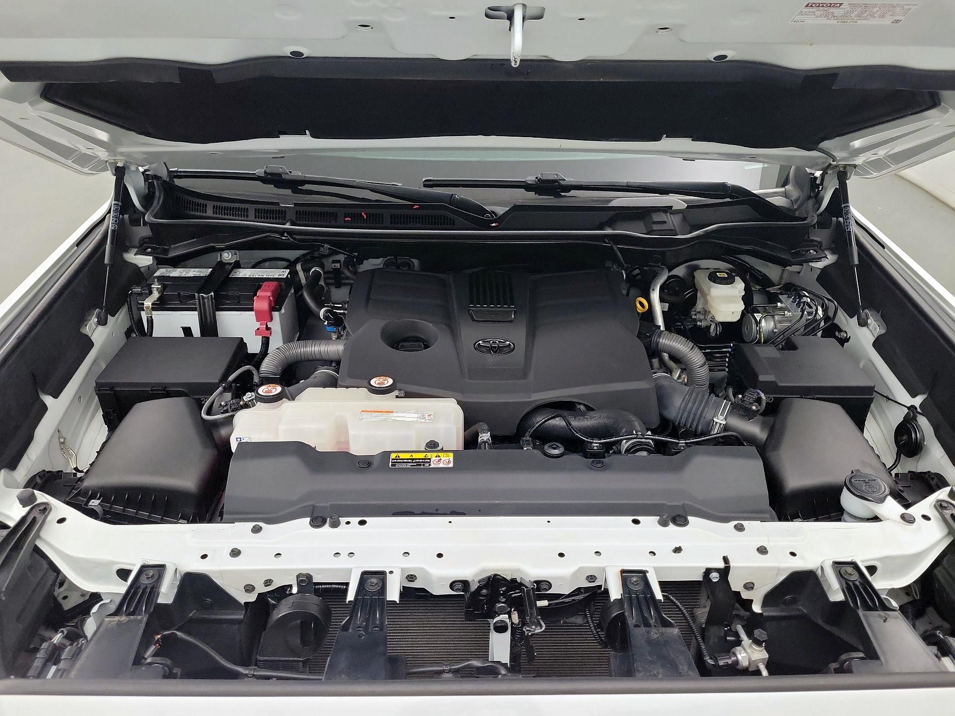 Thumbnail: 2022 Toyota Tundra - 19