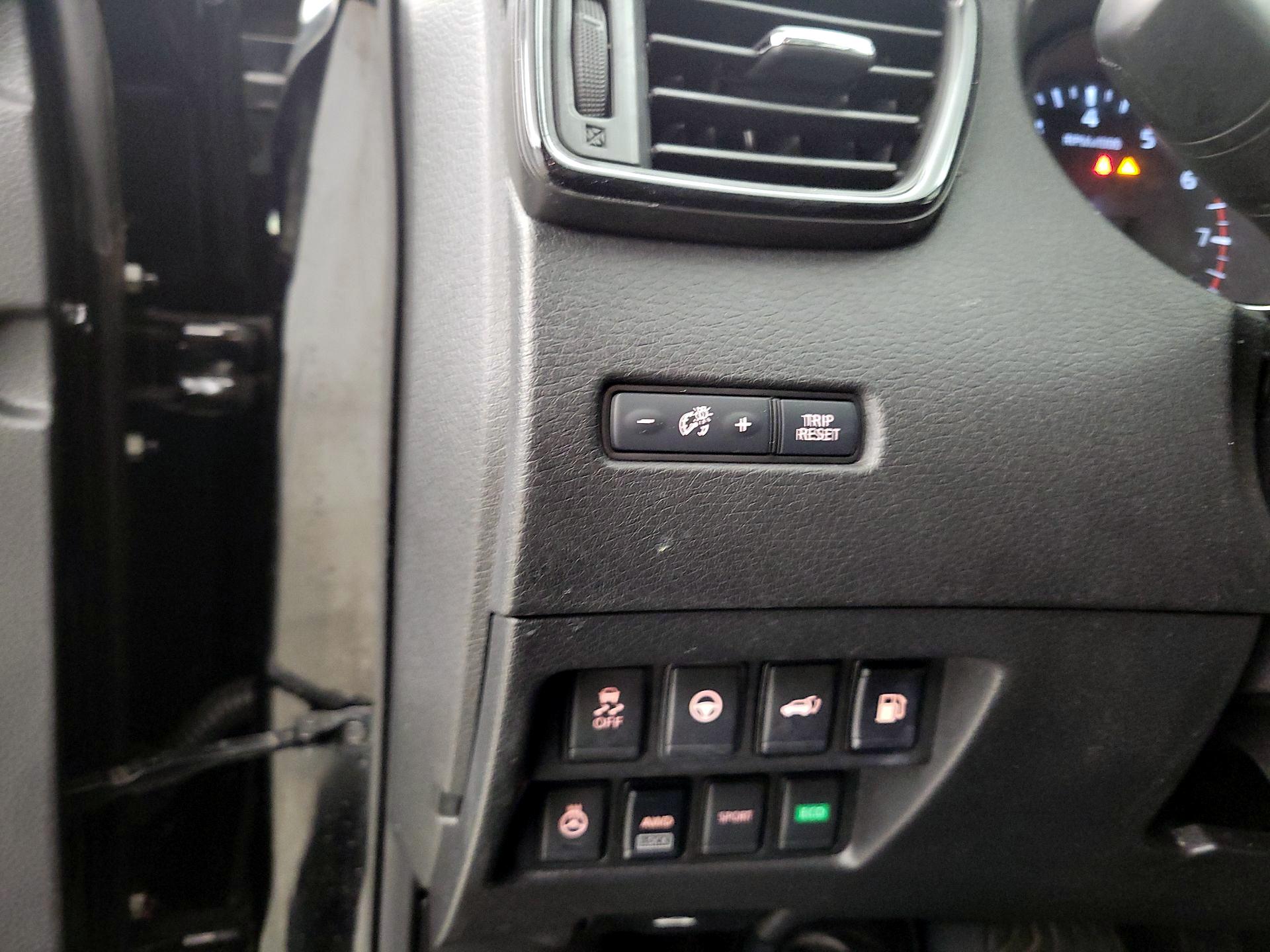 Thumbnail: 2020 Nissan Rogue - 13