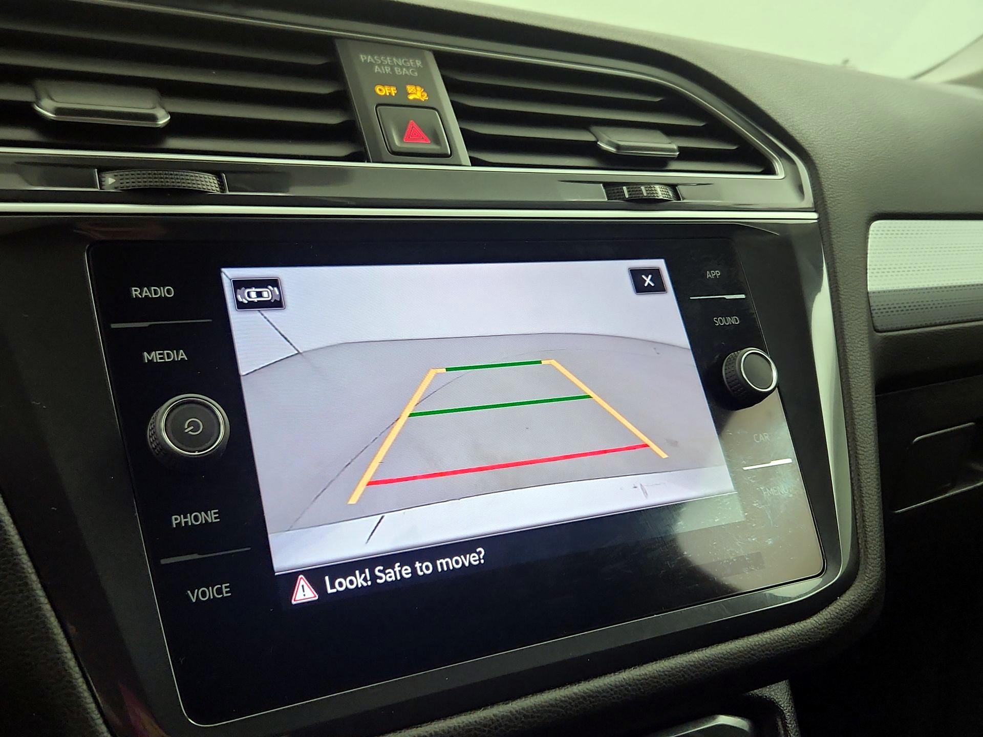 Thumbnail: 2024 Volkswagen Tiguan - 12