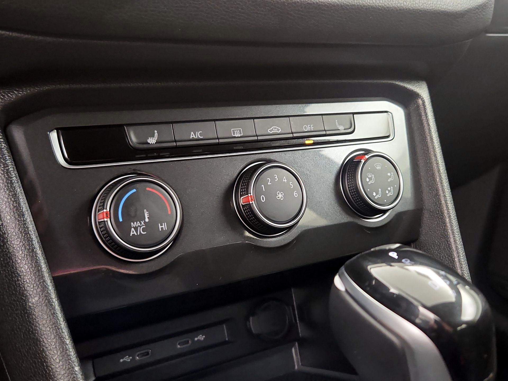 Thumbnail: 2024 Volkswagen Tiguan - 14