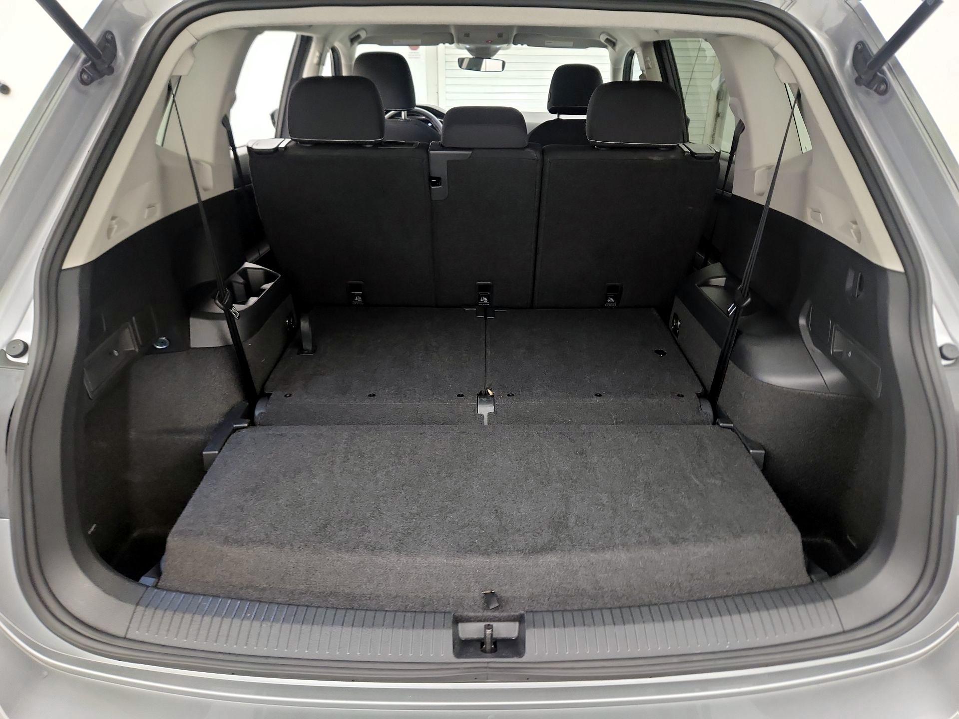 Thumbnail: 2024 Volkswagen Tiguan - 20