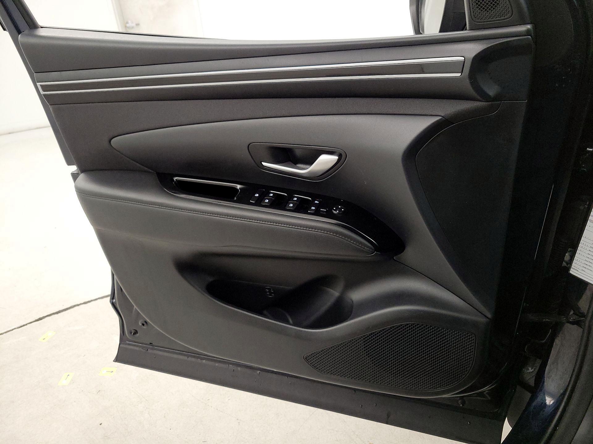 Thumbnail: 2023 Hyundai Tucson - 12