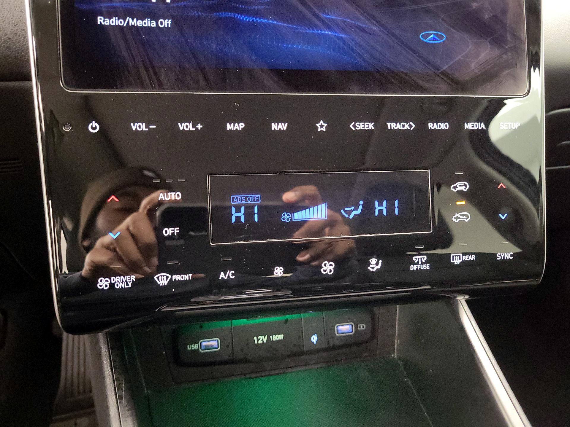 Thumbnail: 2023 Hyundai Tucson - 16