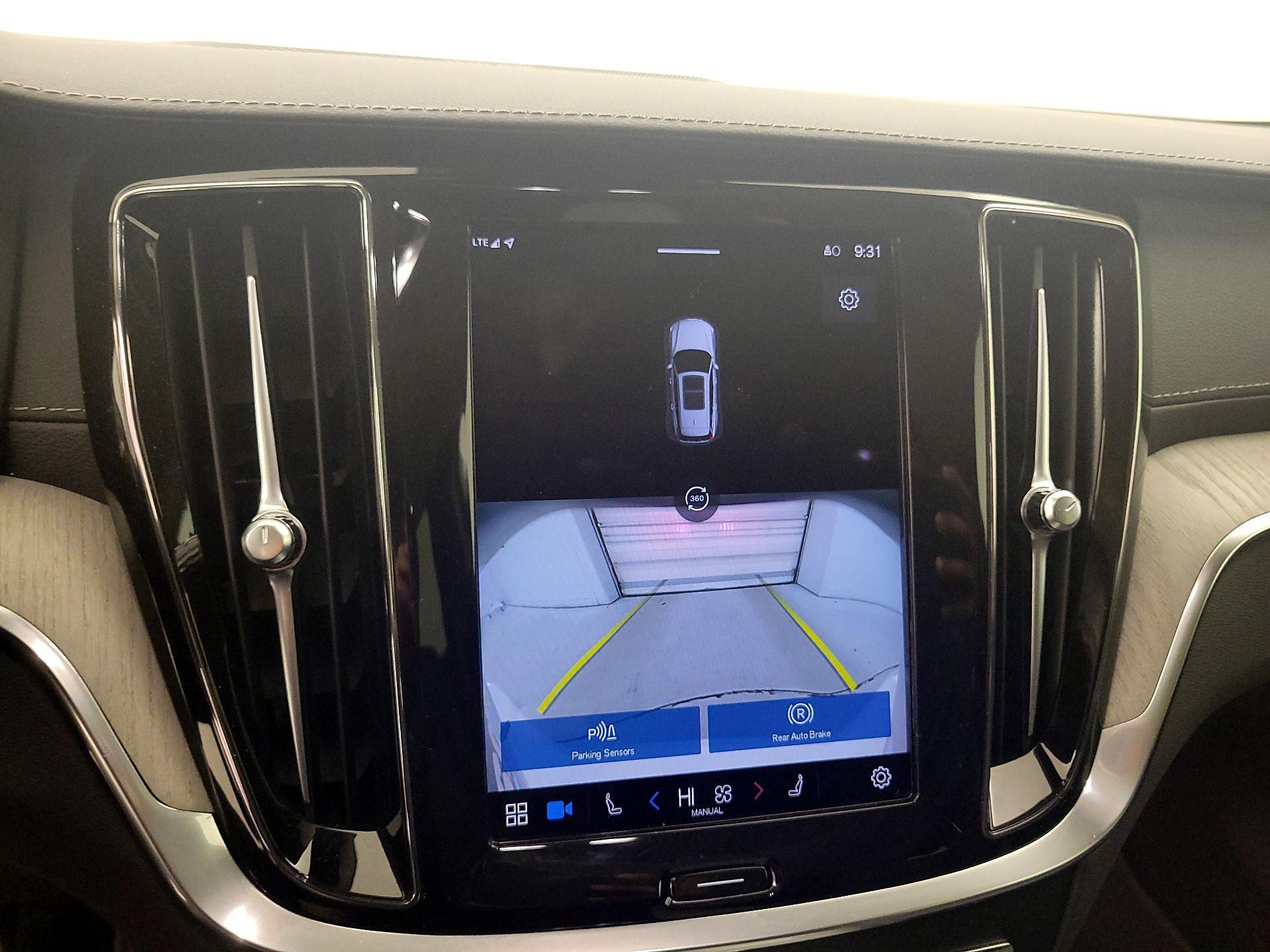 Thumbnail: 2023 Volvo S60 - 13