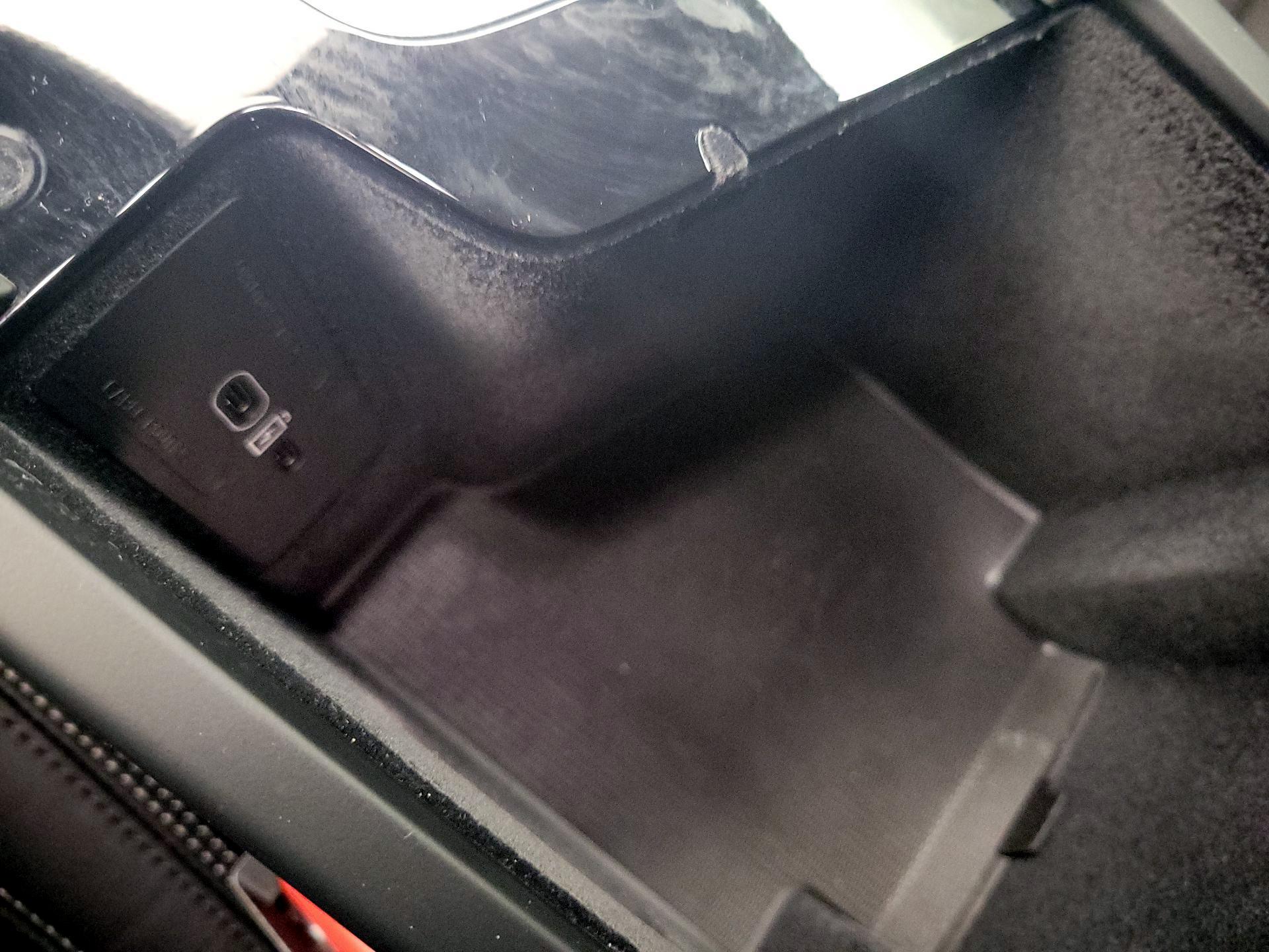 Thumbnail: 2023 Volvo S60 - 17