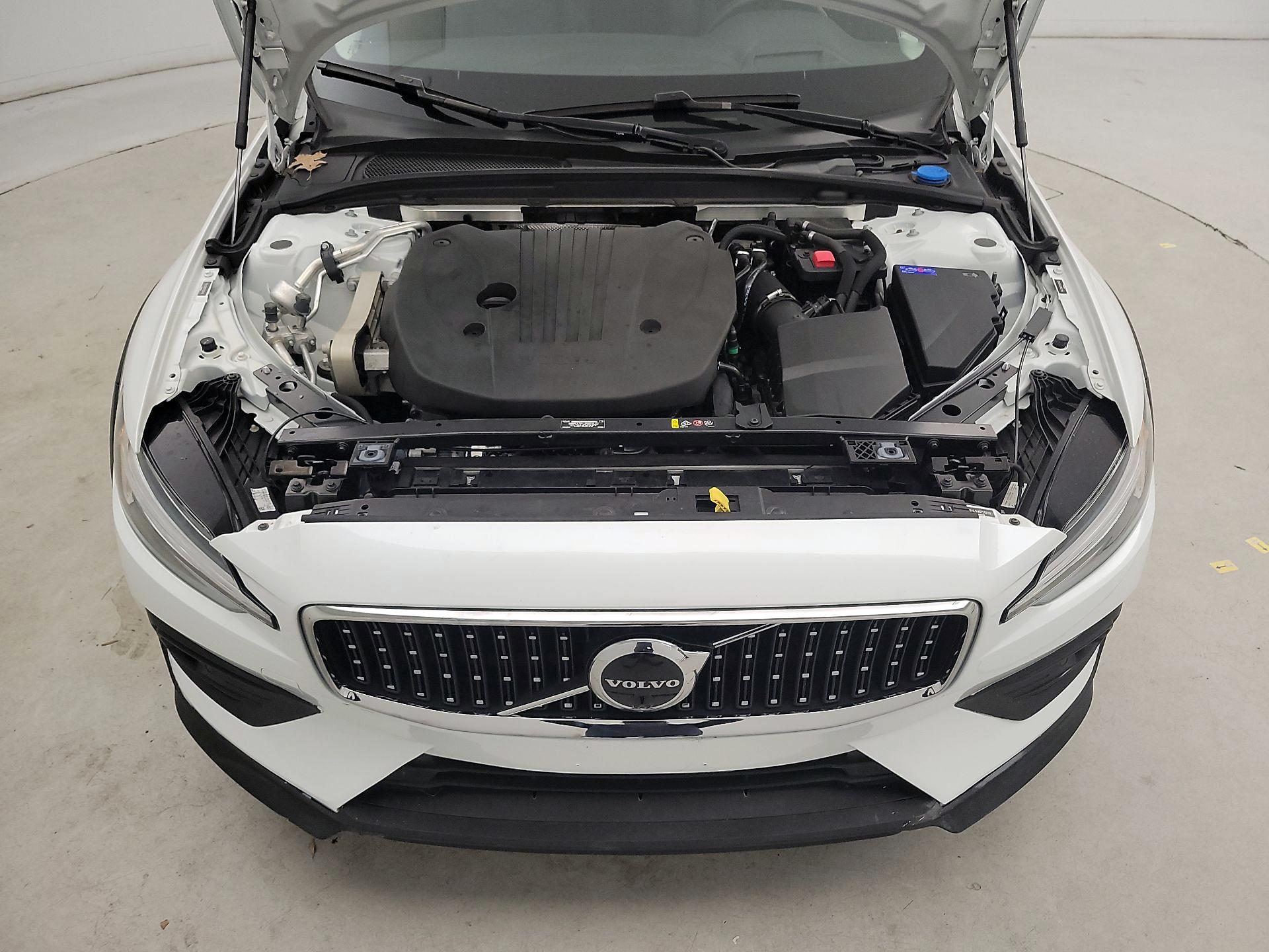 Thumbnail: 2023 Volvo S60 - 20