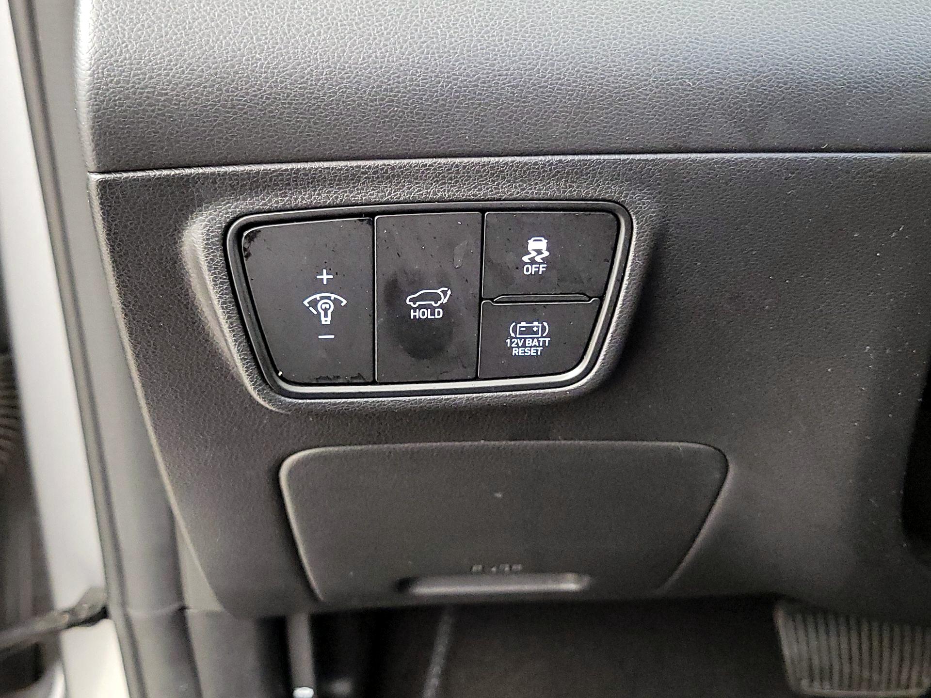 Thumbnail: 2023 Hyundai Tucson - 13