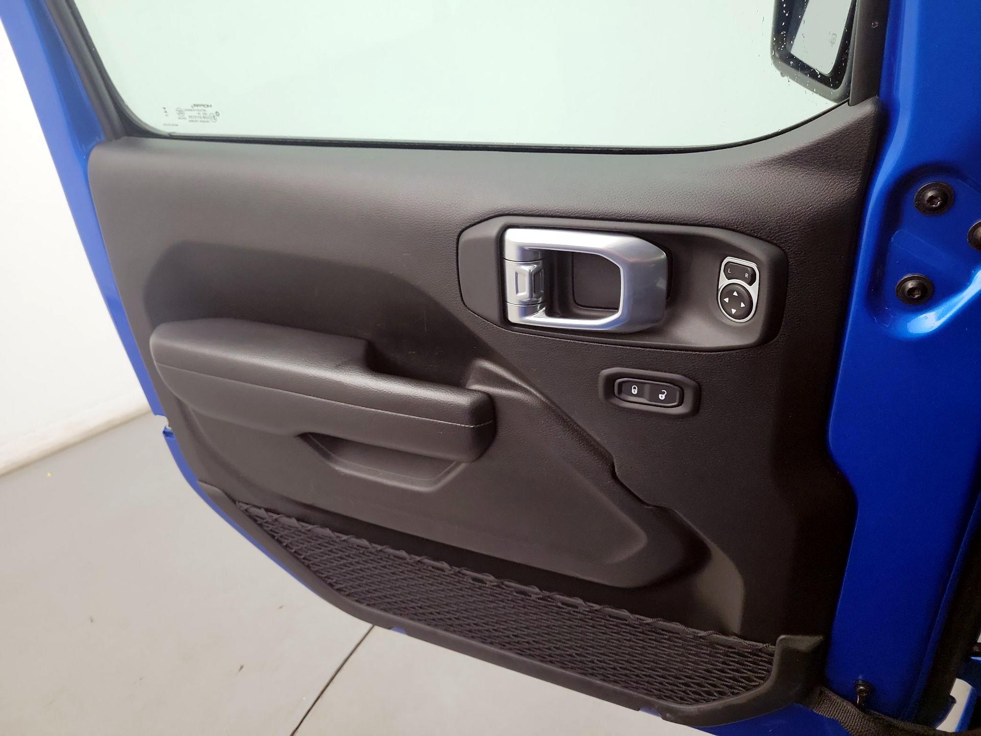 Thumbnail: 2025 Jeep Wrangler - 10