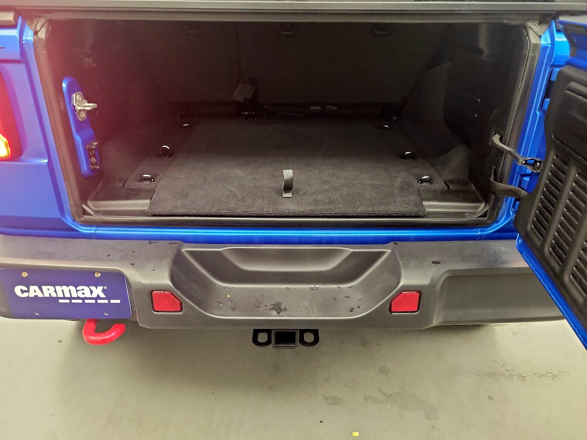 Thumbnail: 2025 Jeep Wrangler - 18