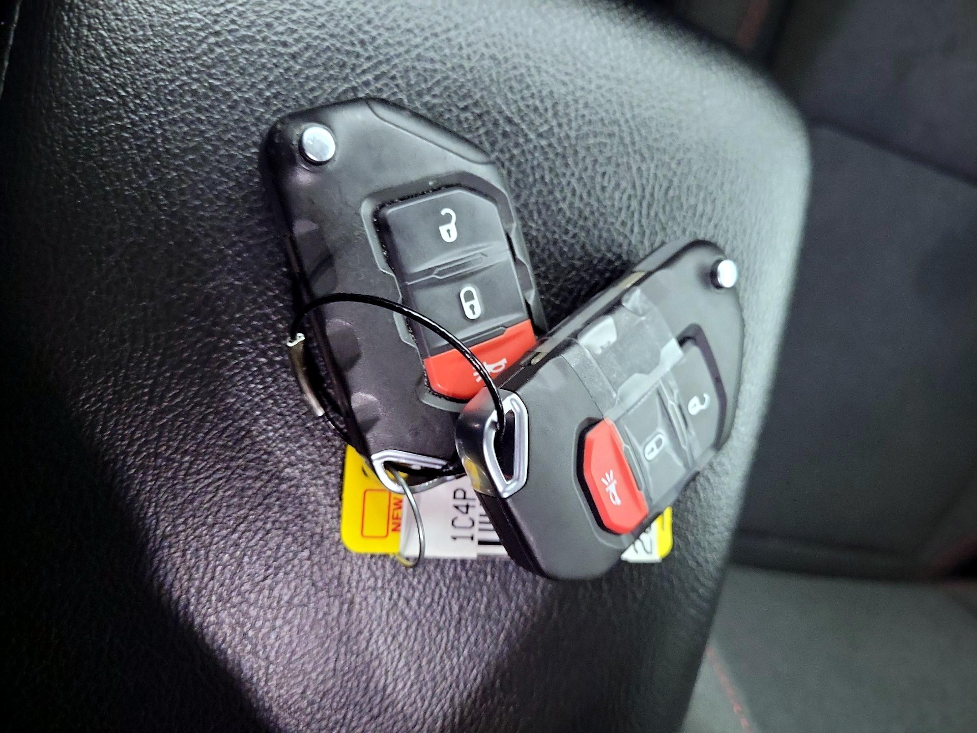 Thumbnail: 2025 Jeep Wrangler - 20