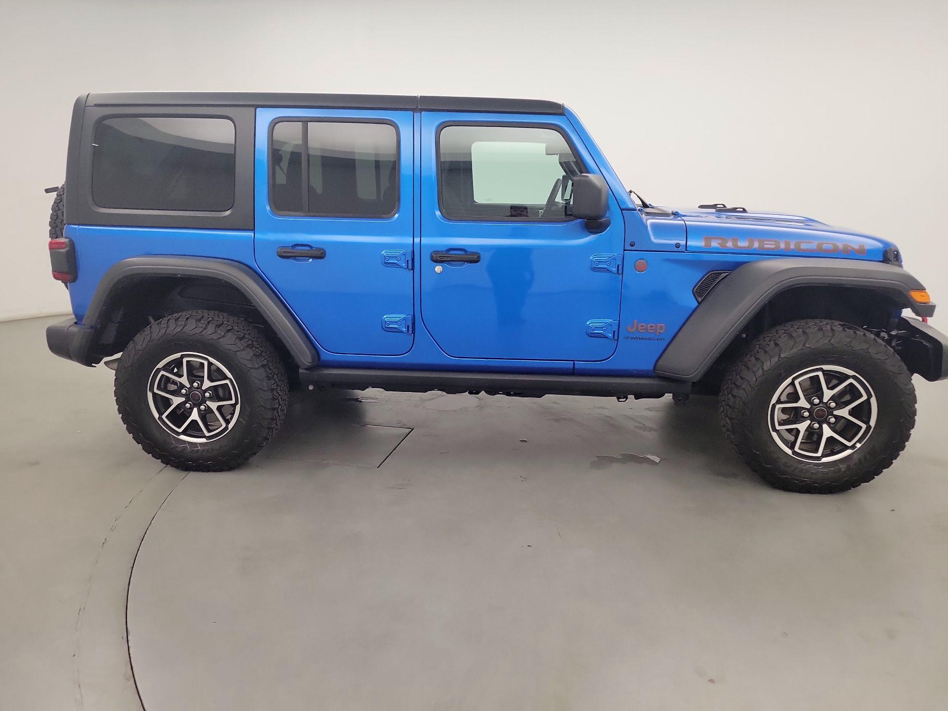 Thumbnail: 2025 Jeep Wrangler - 4