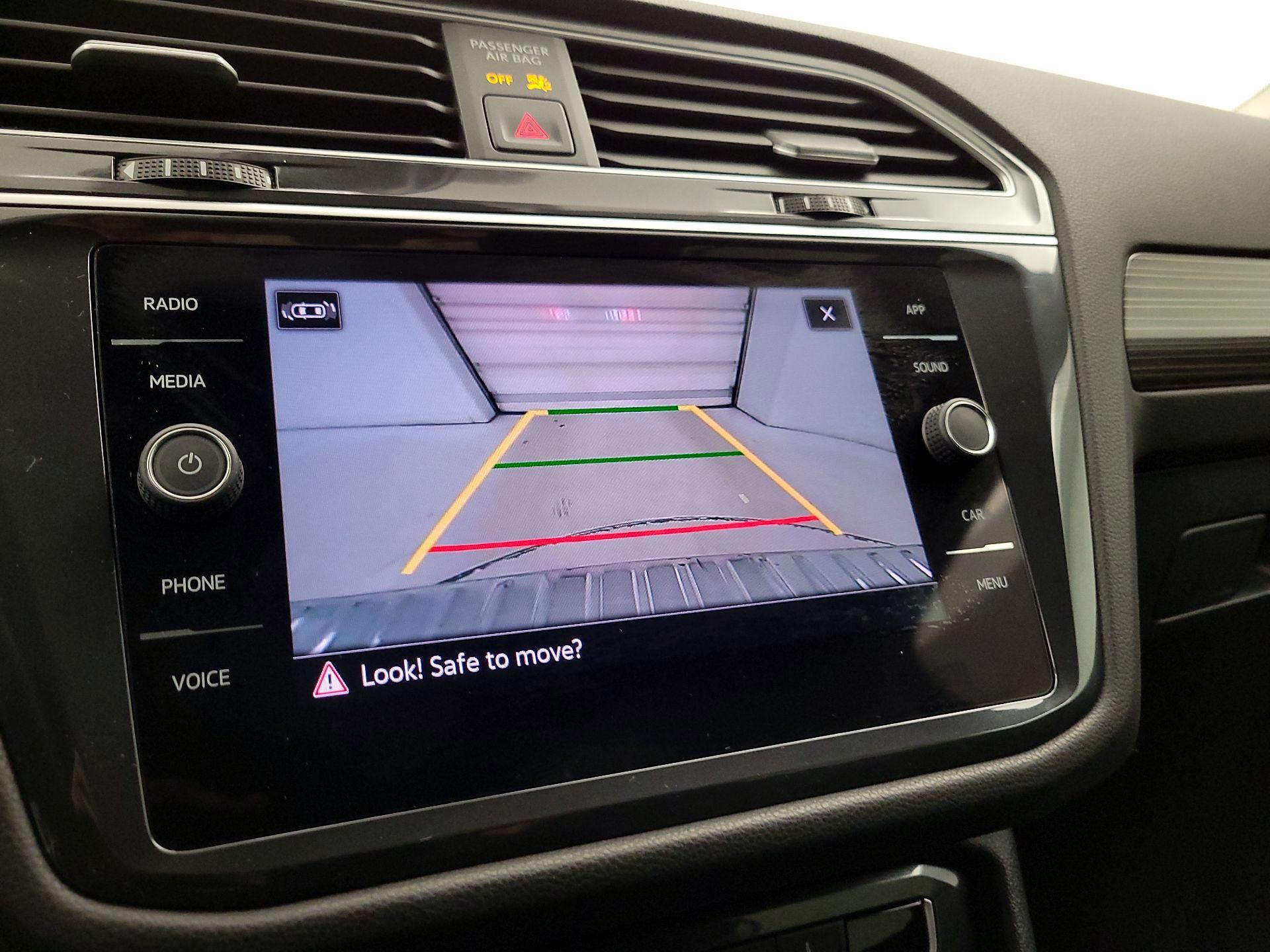 Thumbnail: 2024 Volkswagen Tiguan - 14