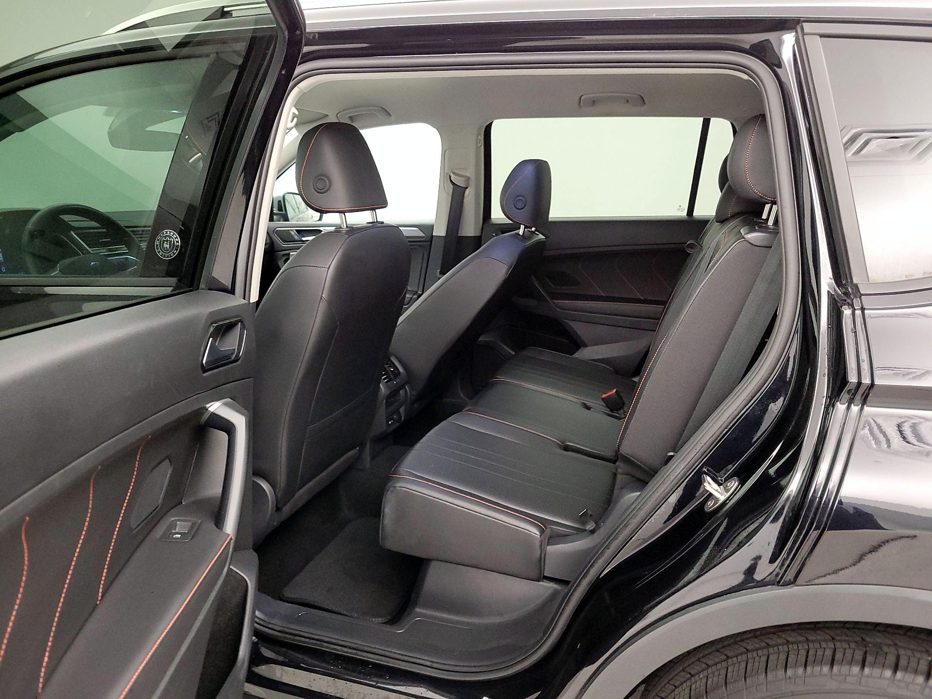 Thumbnail: 2024 Volkswagen Tiguan - 19